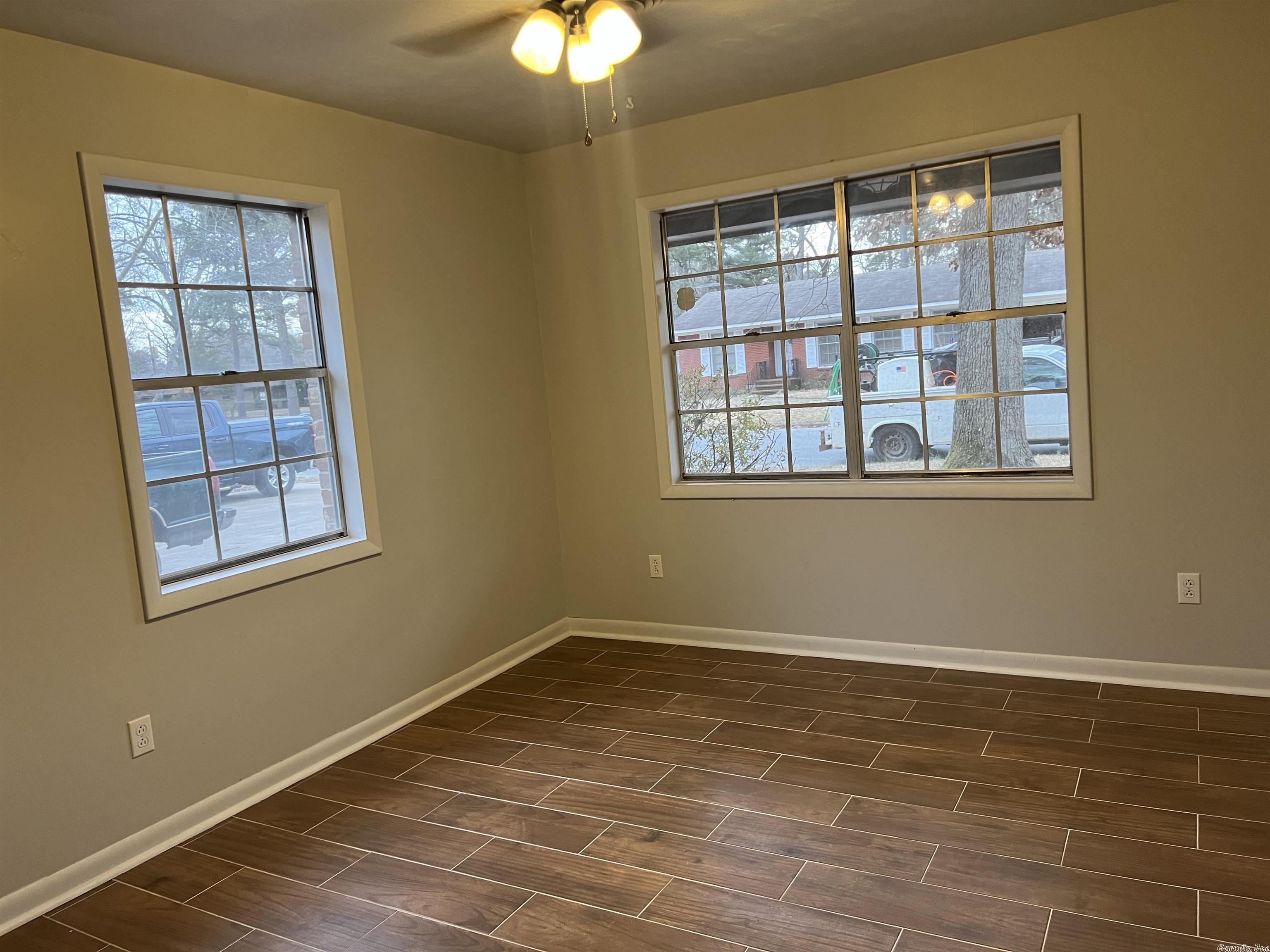 SHERWOOD FOREST ADD - Residential