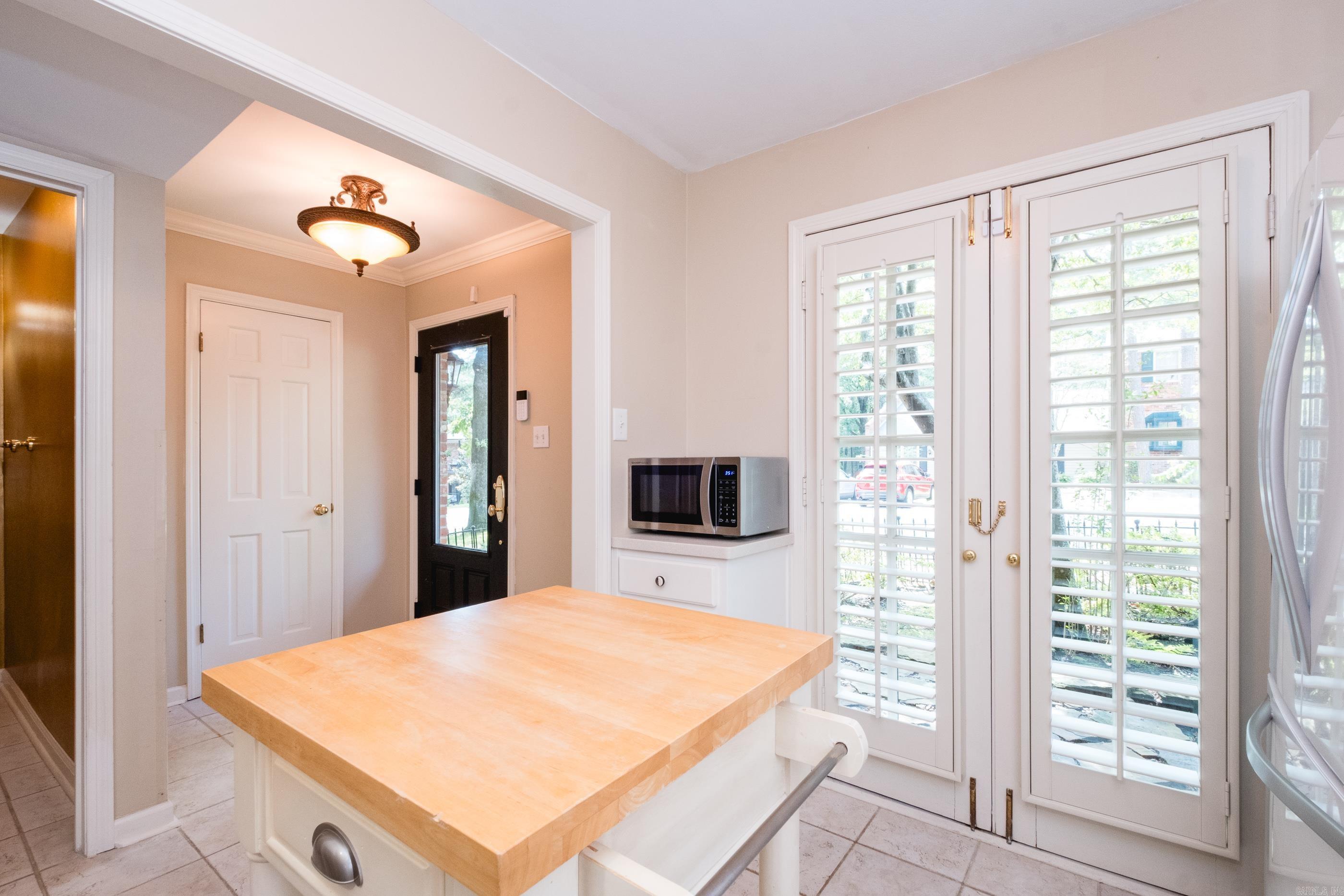 KINGSBRIDGE TWNHSE - Residential