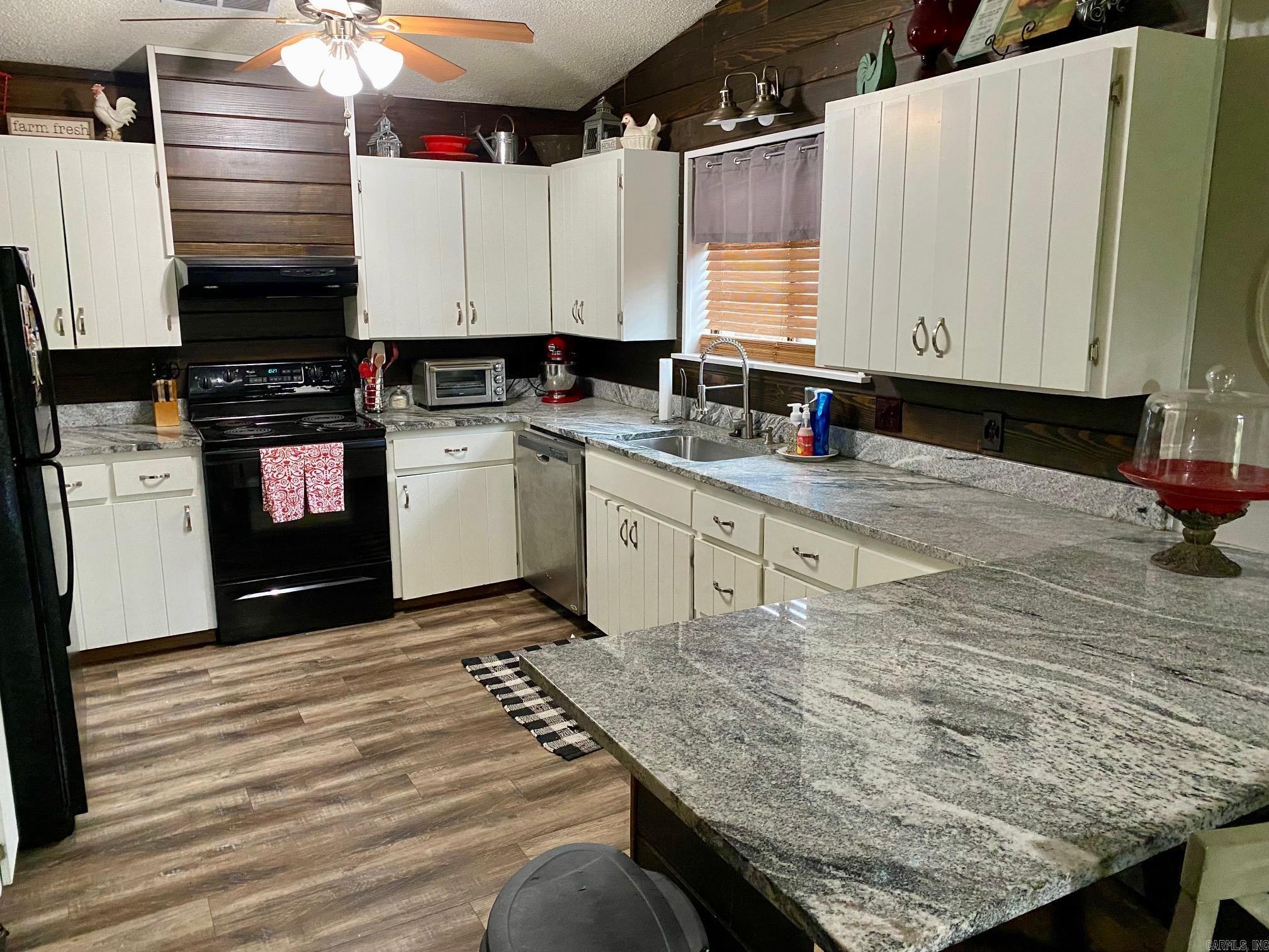 CHADWOOD - Residential