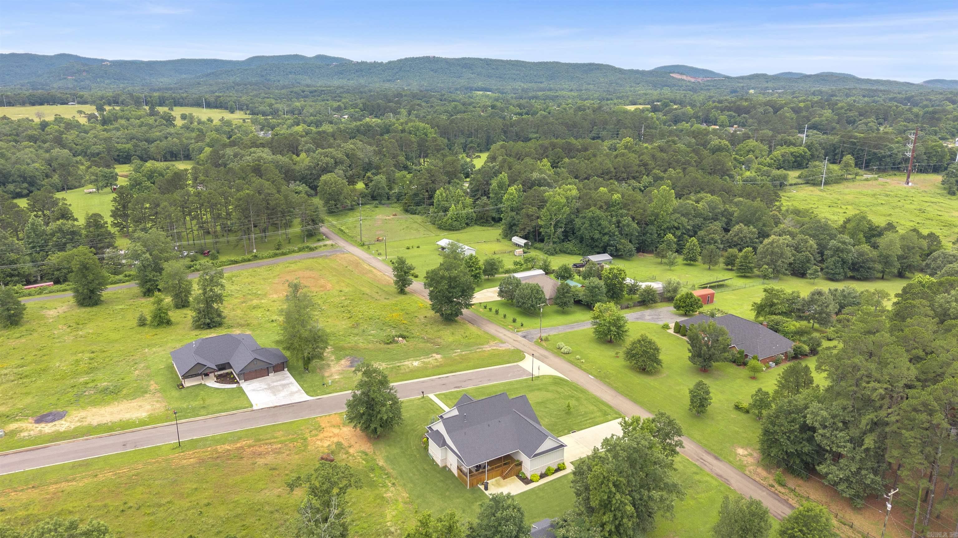 THE VILLAGE AT PRAIRIE CREEK - Residential