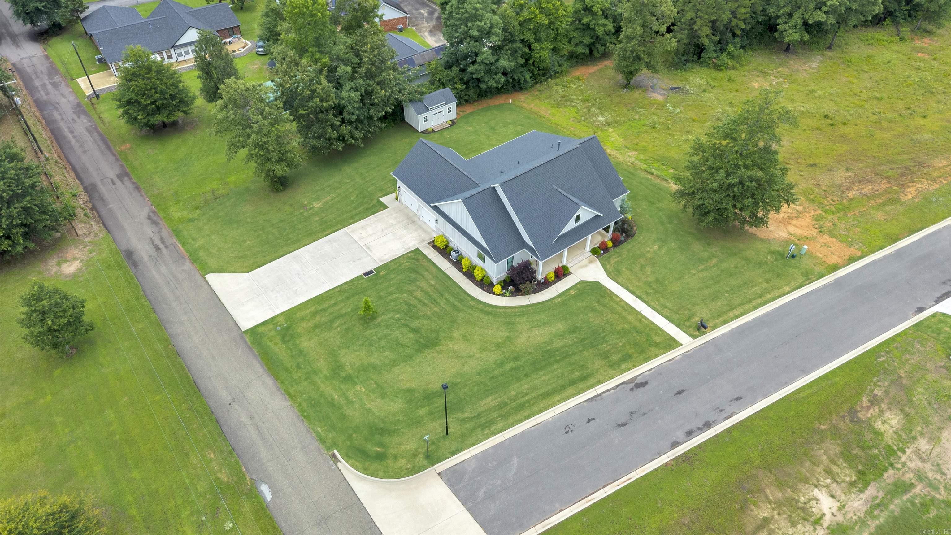 THE VILLAGE AT PRAIRIE CREEK - Residential