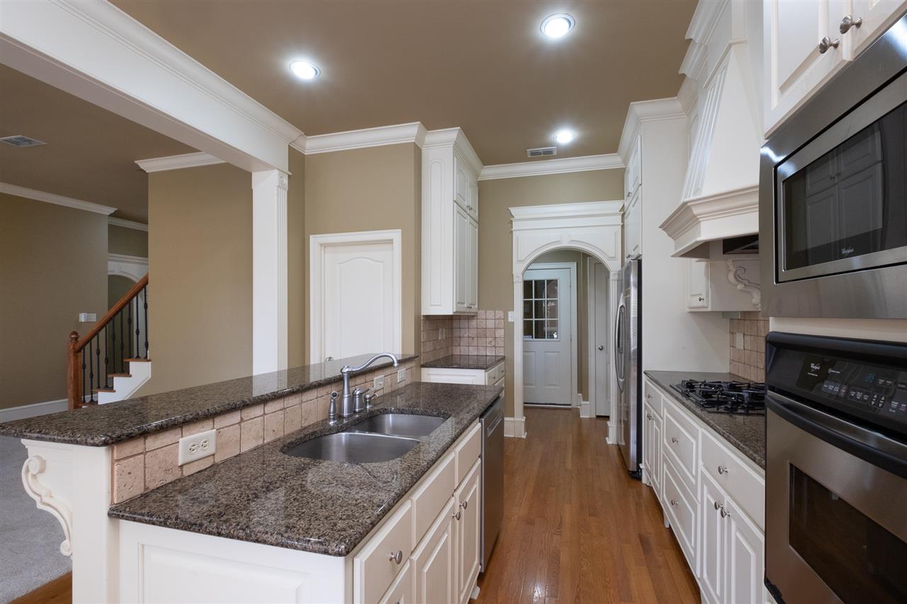 CHENAL VALLEY CHEMIN COURT - Residential