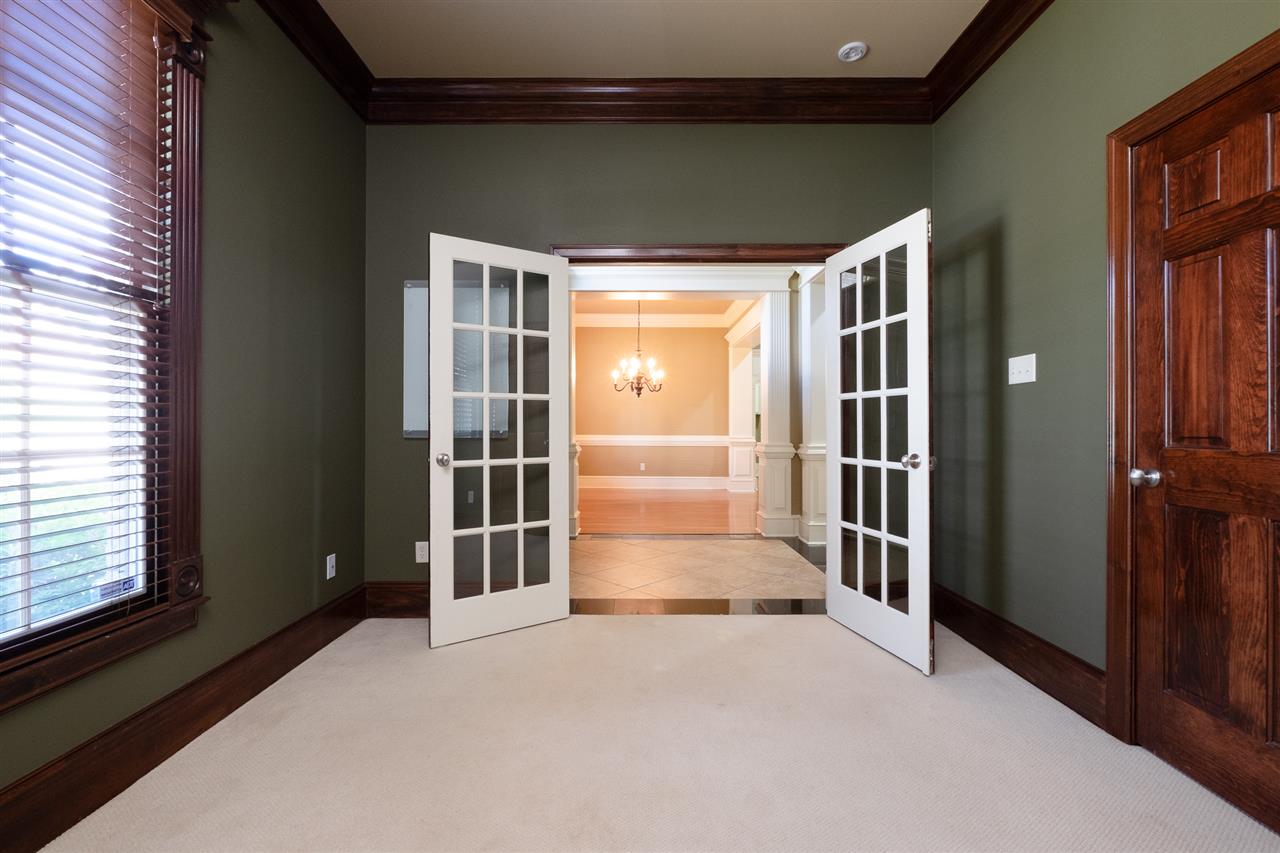 CHENAL VALLEY CHEMIN COURT - Residential