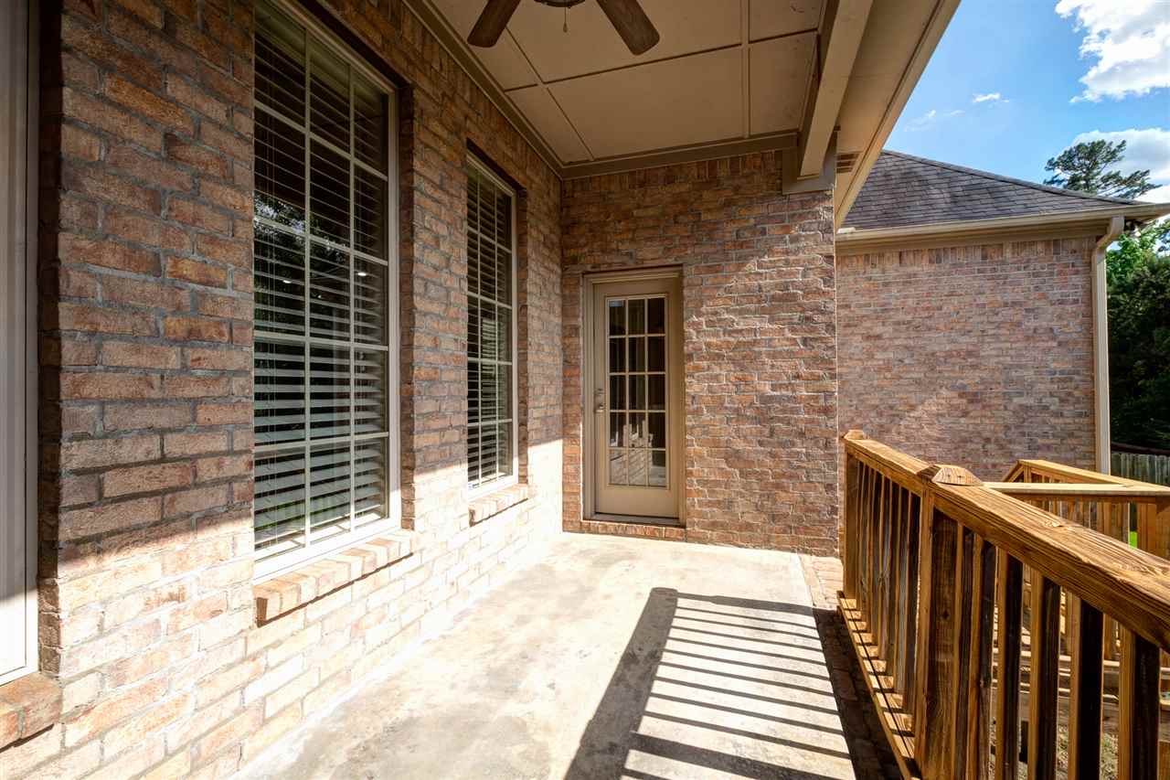 CHENAL VALLEY CHEMIN COURT - Residential