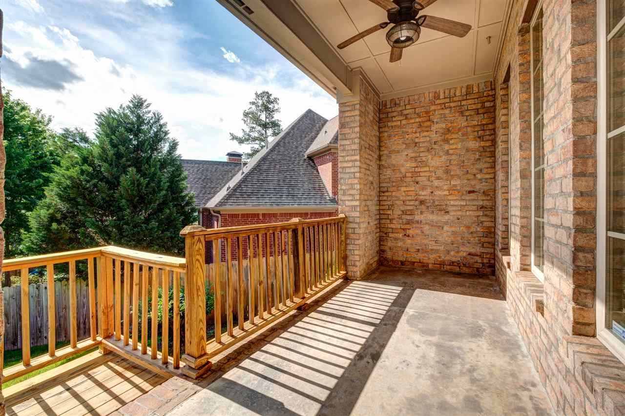 CHENAL VALLEY CHEMIN COURT - Residential