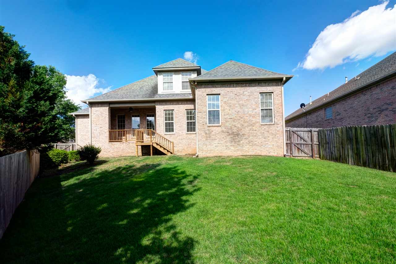 CHENAL VALLEY CHEMIN COURT - Residential