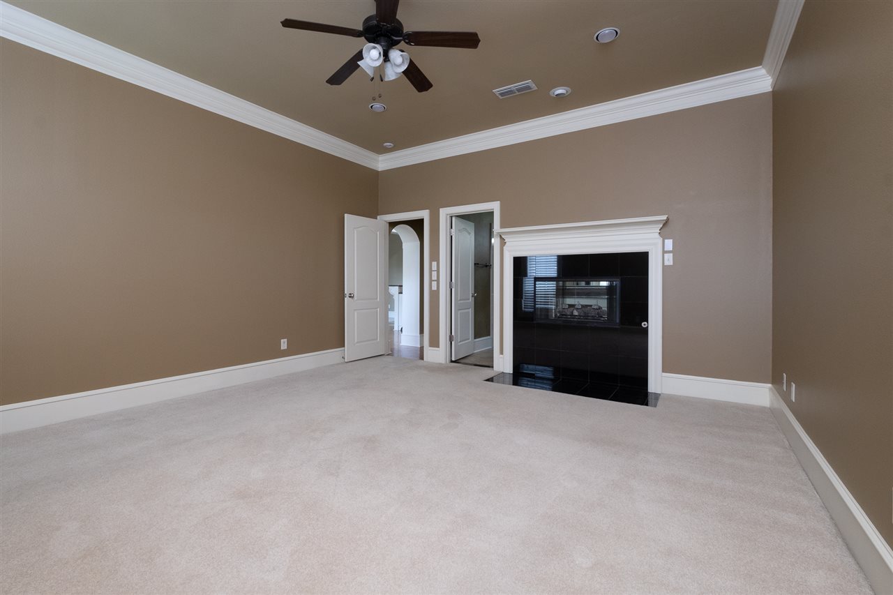 CHENAL VALLEY CHEMIN COURT - Residential
