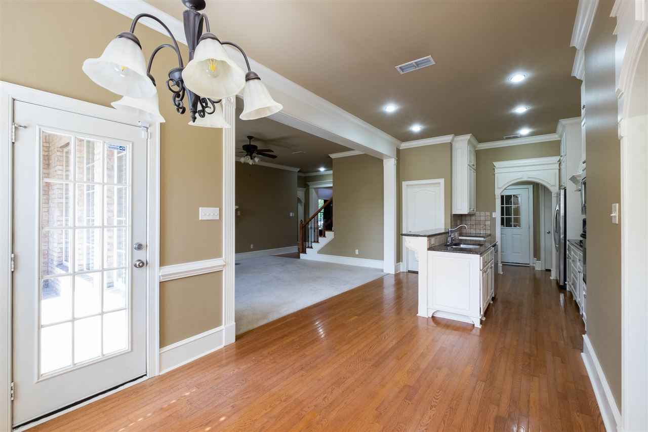 CHENAL VALLEY CHEMIN COURT - Residential