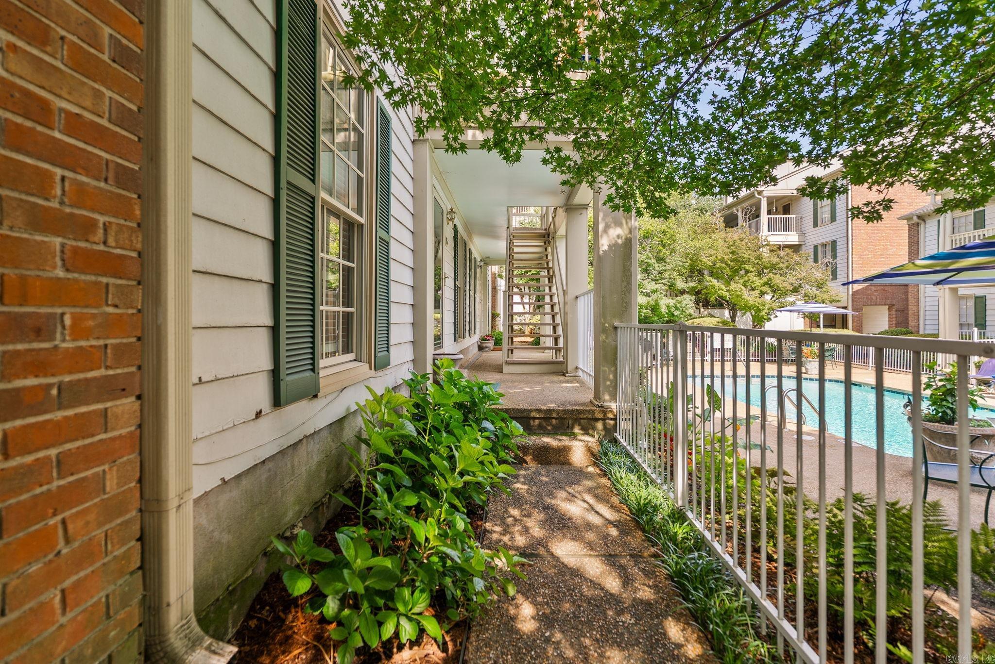 LINDEN COURT CONDO HPR - Residential
