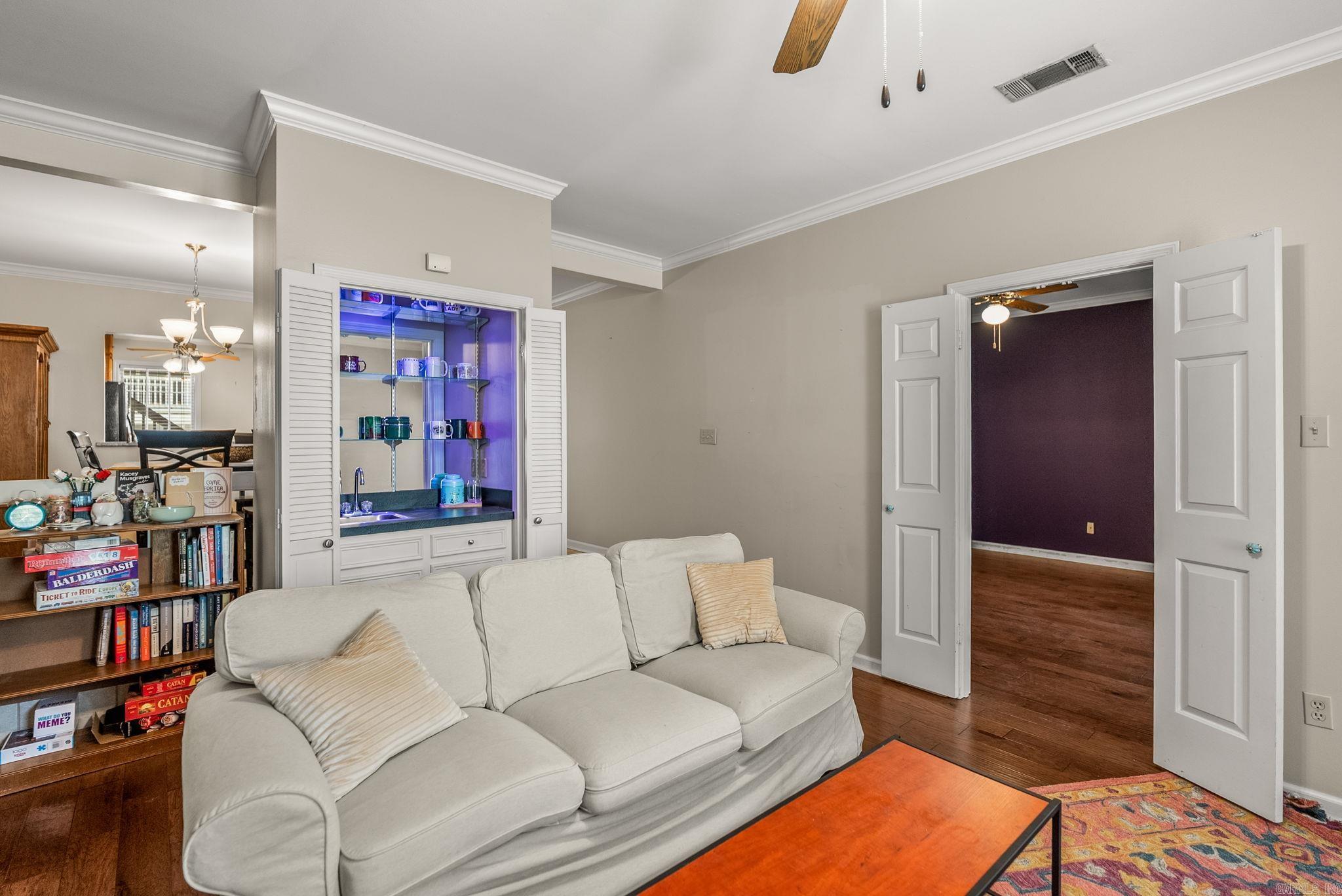 LINDEN COURT CONDO HPR - Residential