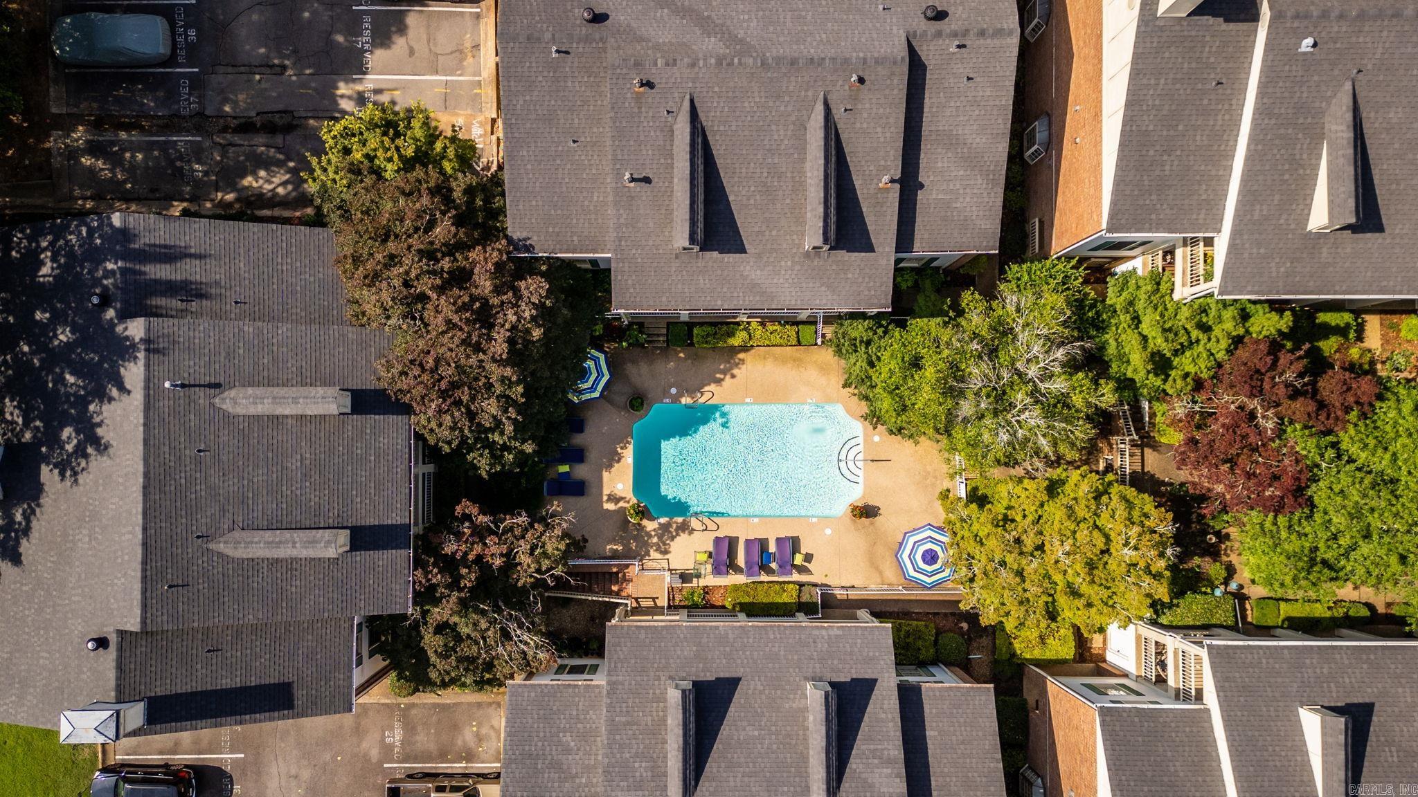 LINDEN COURT CONDO HPR - Residential