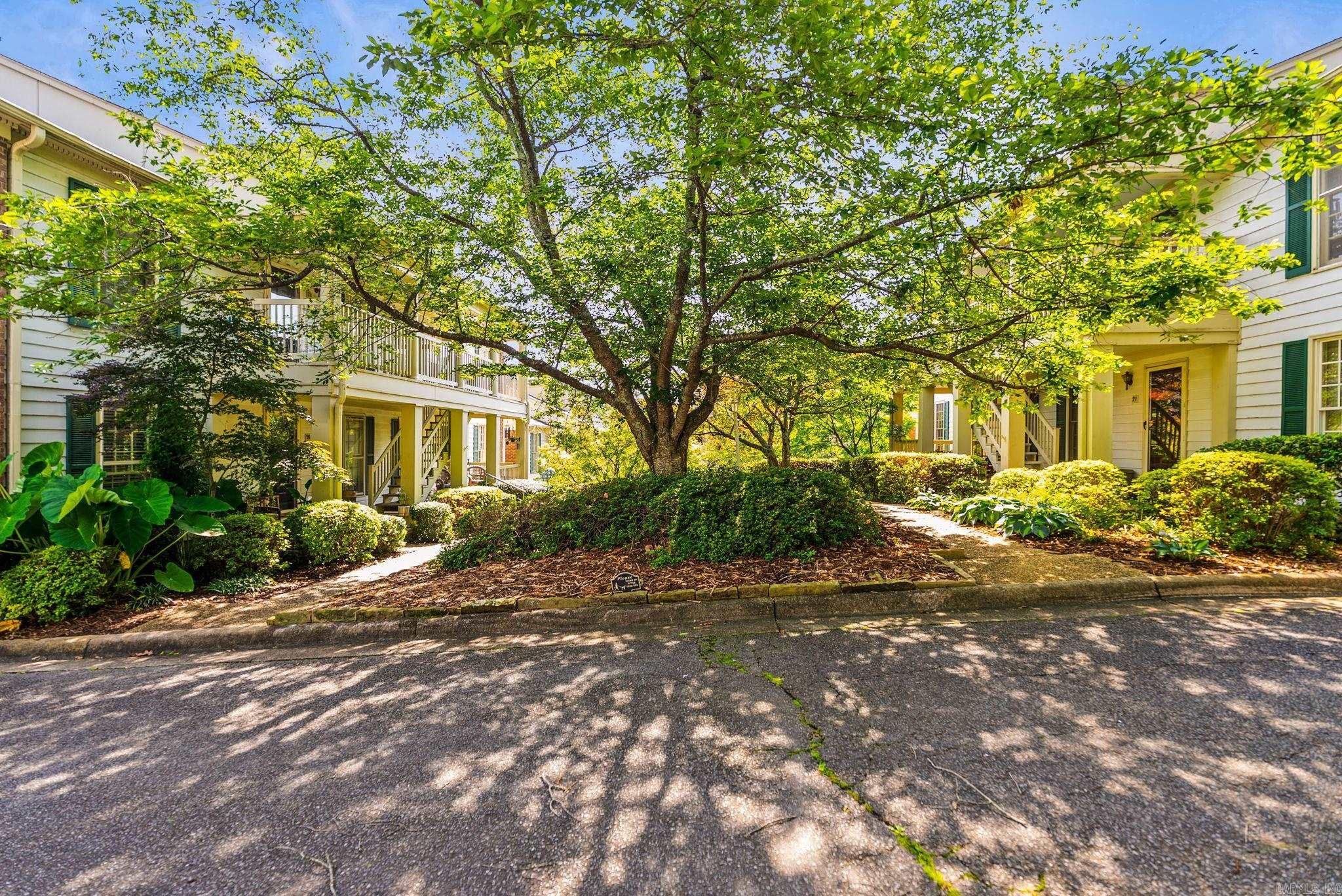 LINDEN COURT CONDO HPR - Residential