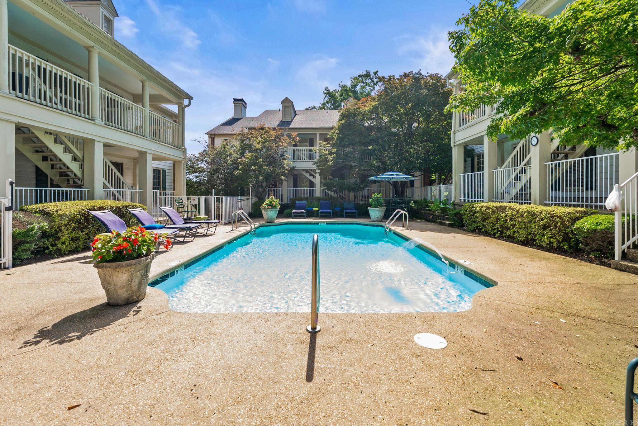 LINDEN COURT CONDO HPR - Residential