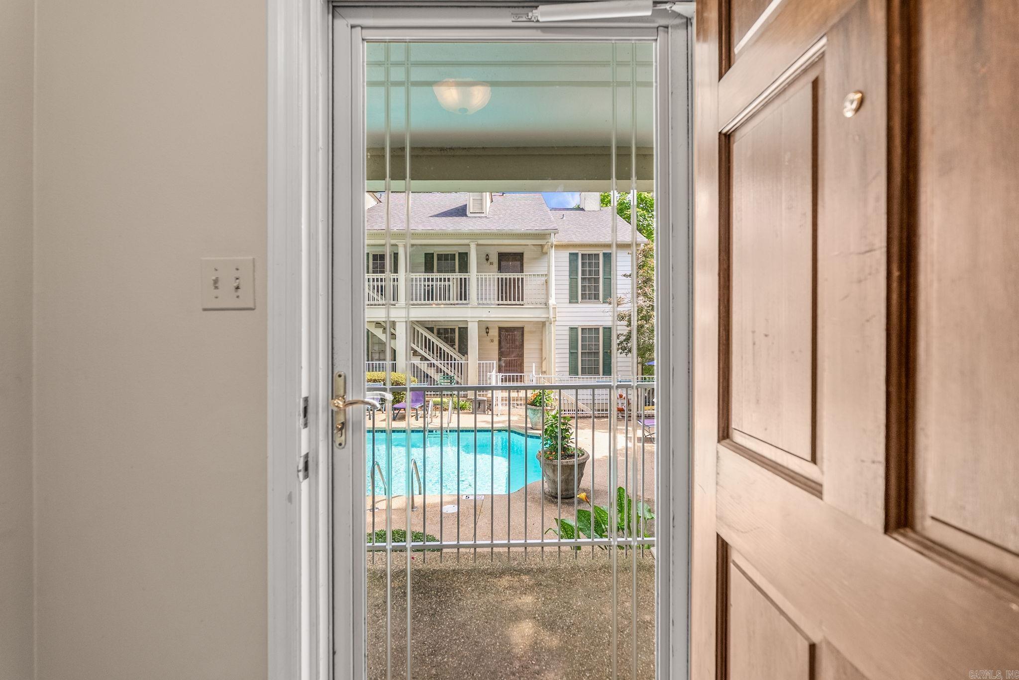 LINDEN COURT CONDO HPR - Residential