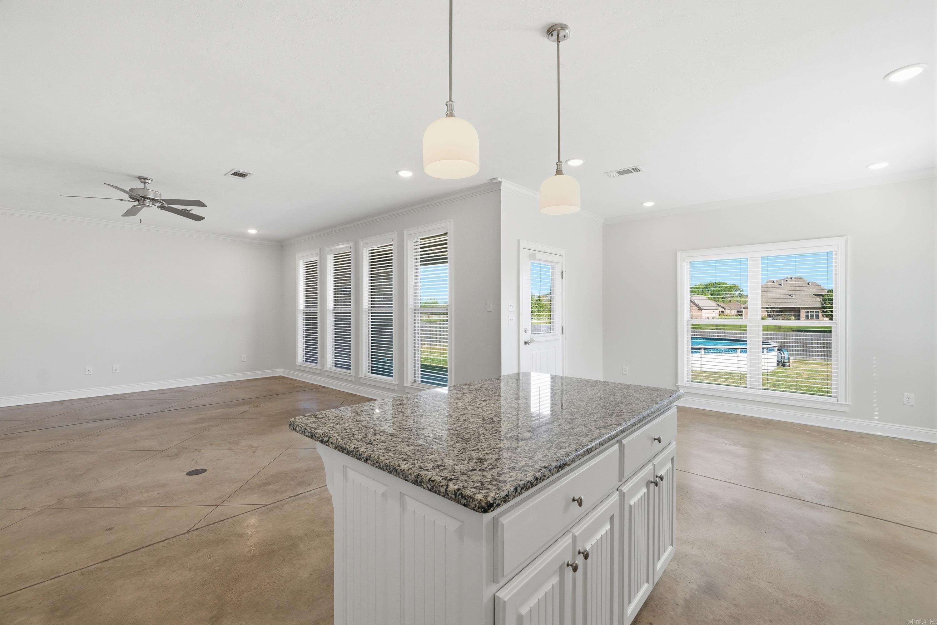 Saddle Creek - Residential