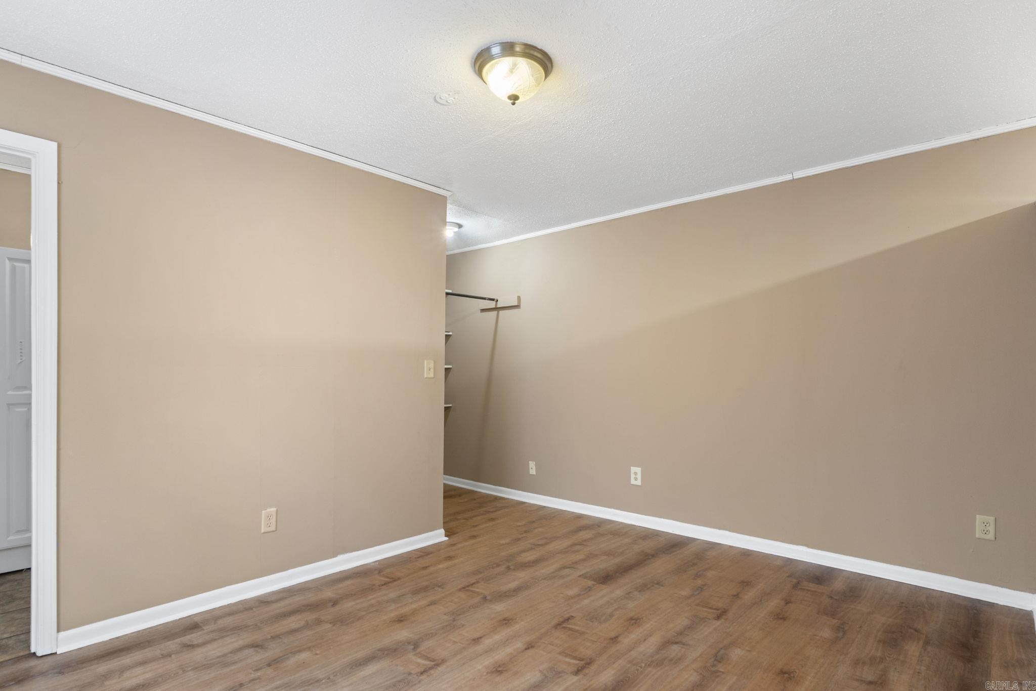 Metes & Bounds - Residential Income