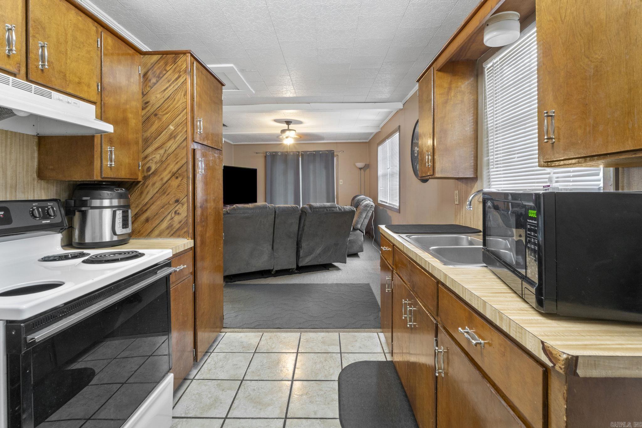 Metes & Bounds - Residential Income