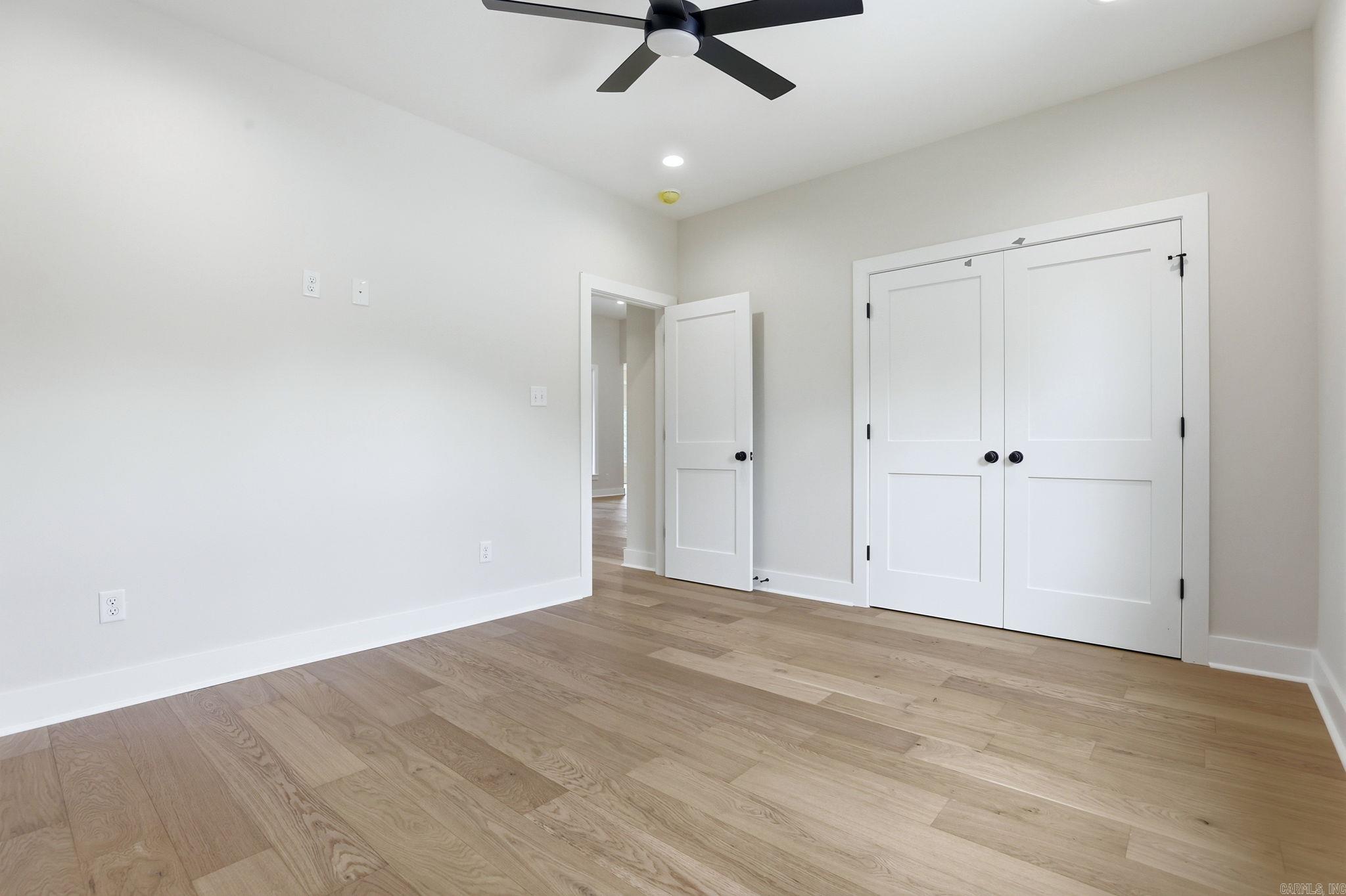 NORTH SHORE @ HURRICANE LAKE EST - Residential