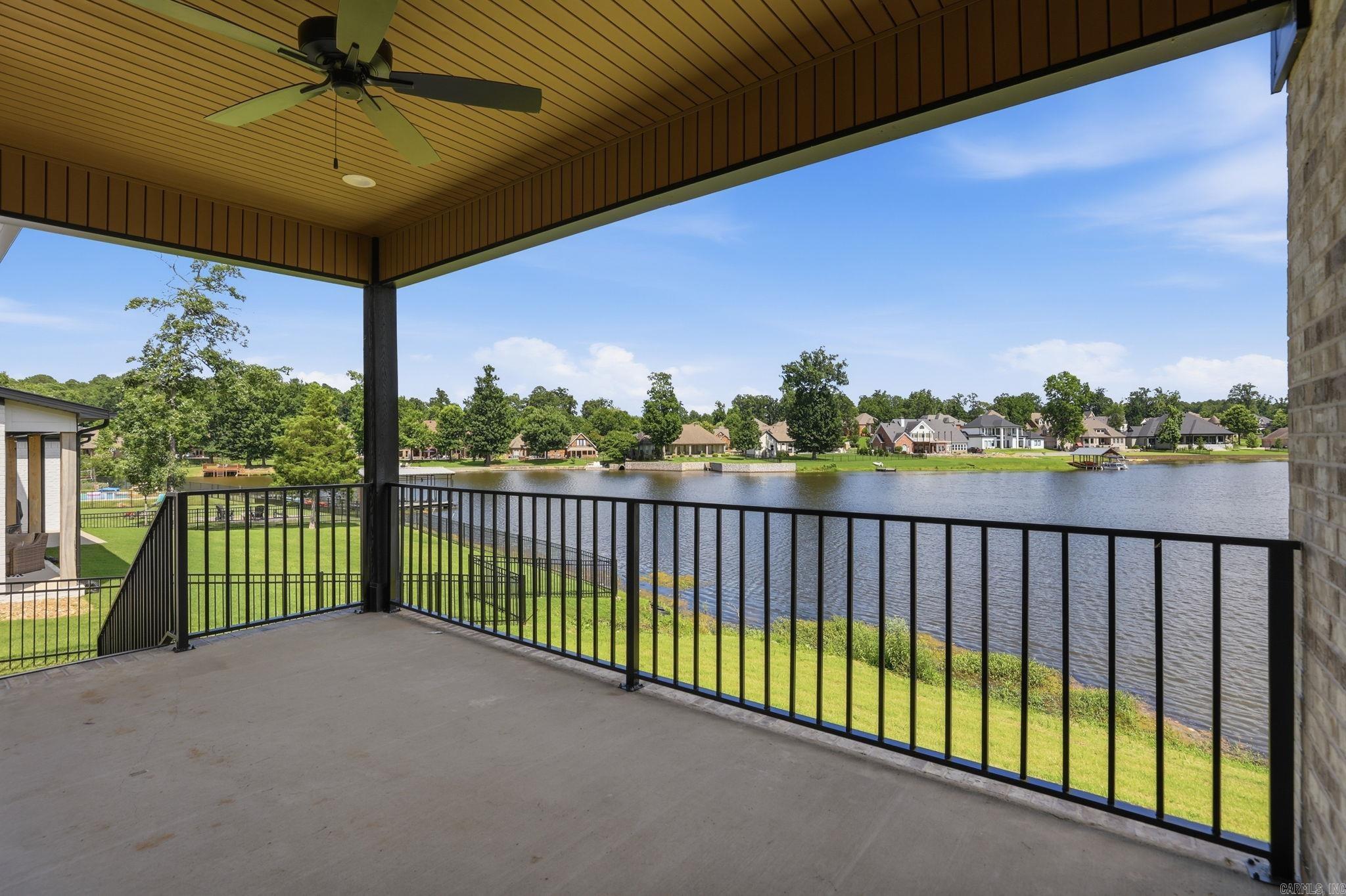 NORTH SHORE @ HURRICANE LAKE EST - Residential