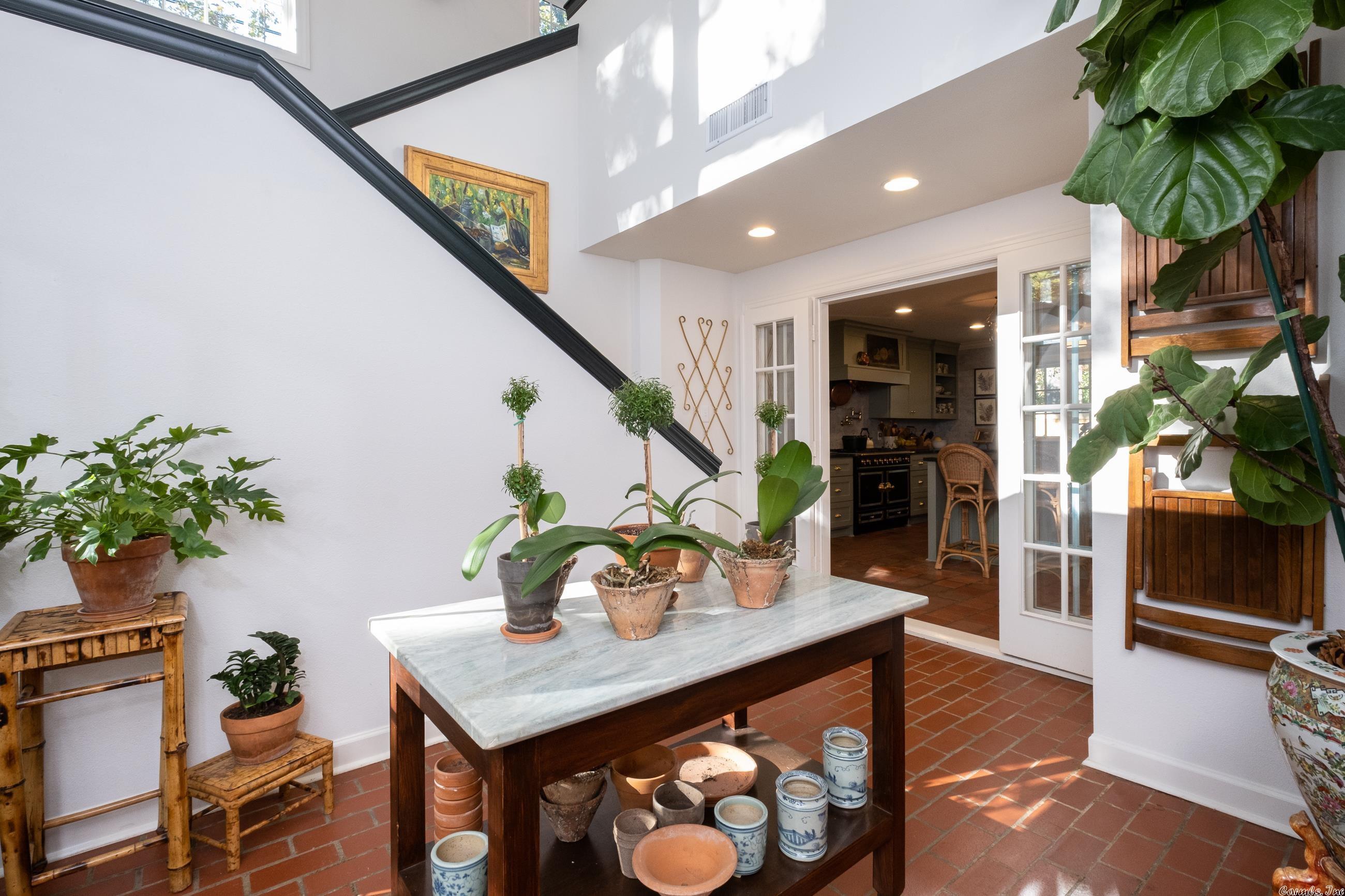 PALISADE ESTATE - Residential