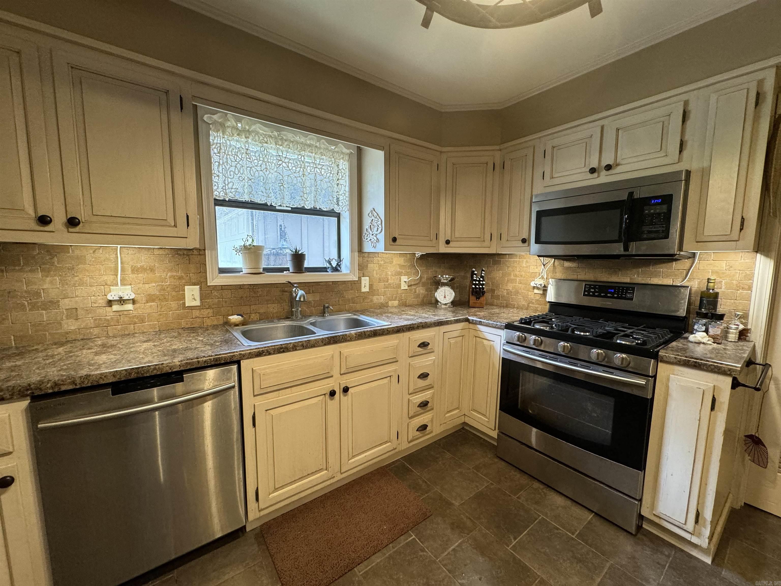 WASHINGTON HEIGHTS - Residential