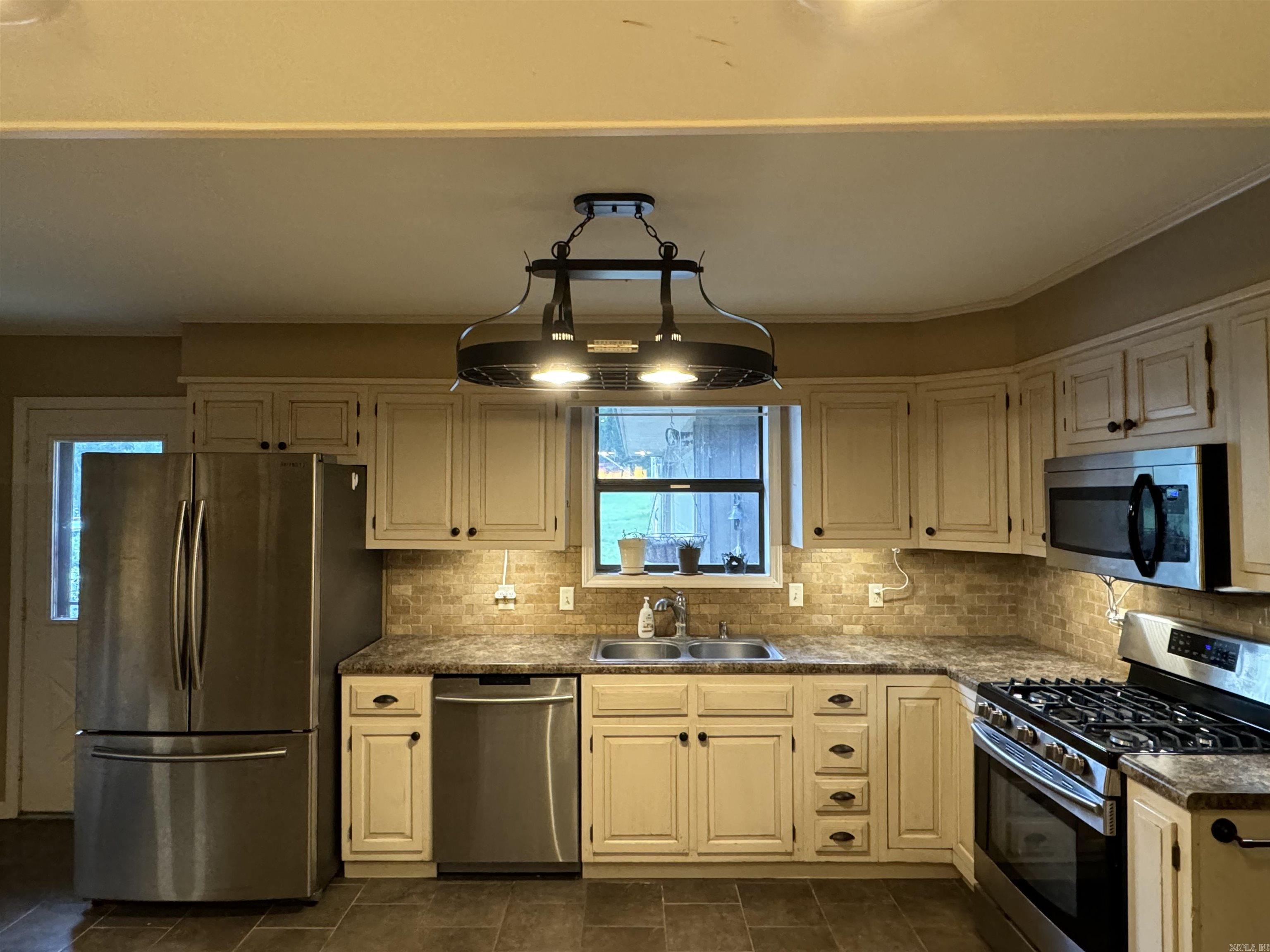 WASHINGTON HEIGHTS - Residential