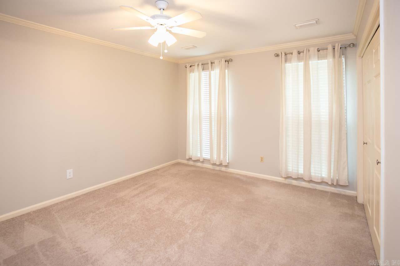 ANDOVER SQUARE - Residential