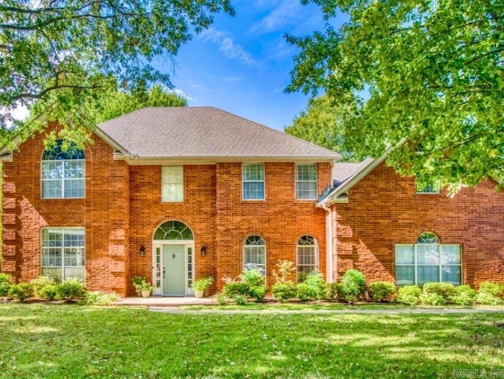 Check out this fabulous property located in the desirable, sought after subdivision of Royal Oaks. This centrally located neighborhood gives you easy access to schools, shopping, parks and trails and I-40 while still having the feel of a quiet, established neighborhood.  This 4 Bed/or 3 bed +office/flex, 2.5 Bath home boasts a fantastic, updated custom kitchen, new flooring throughout most of the home, and a gorgeous updated primary bath with heated floors. EV home charger. In ground Sprinkler system. Rinnai Tankless Water Heater.  There is also a huge bonus space upstairs. The back yard is fenced and offers a covered patio perfect for quiet morning coffee or cookouts with family and friends.  Don't let this one get away.