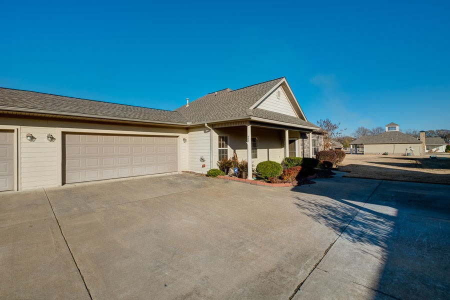 STAGECOACH VILLAGE - Residential