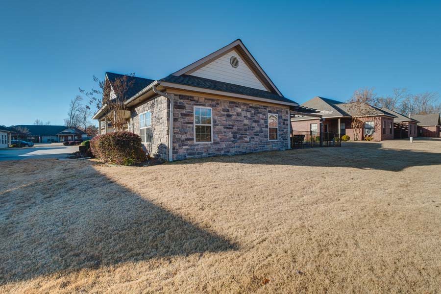 STAGECOACH VILLAGE - Residential