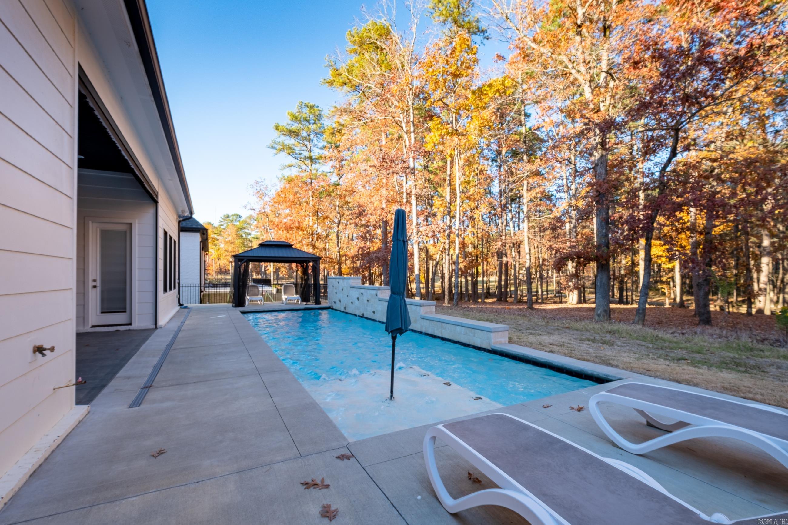 CHENAL VALLEY HALLEN COURT - Residential