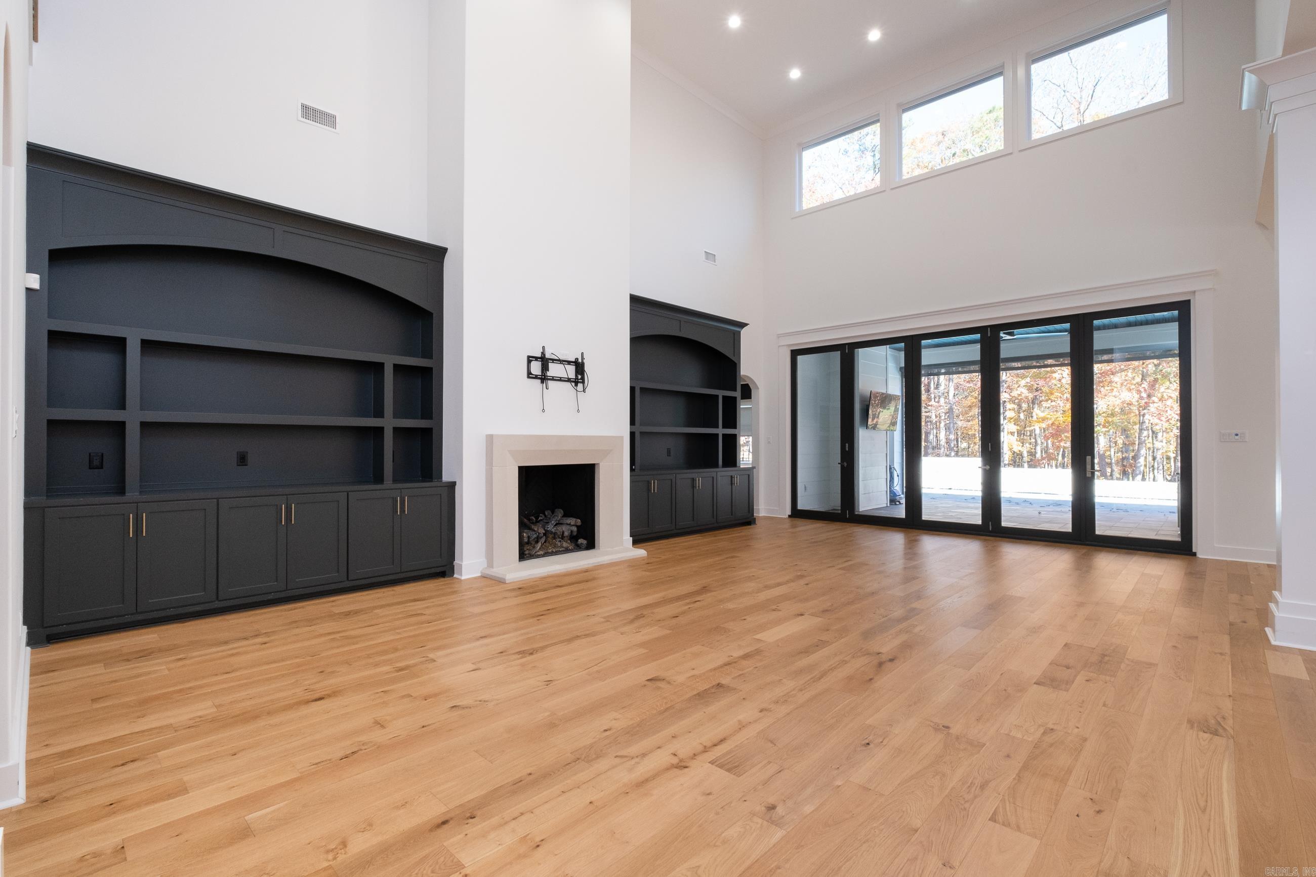 CHENAL VALLEY HALLEN COURT - Residential
