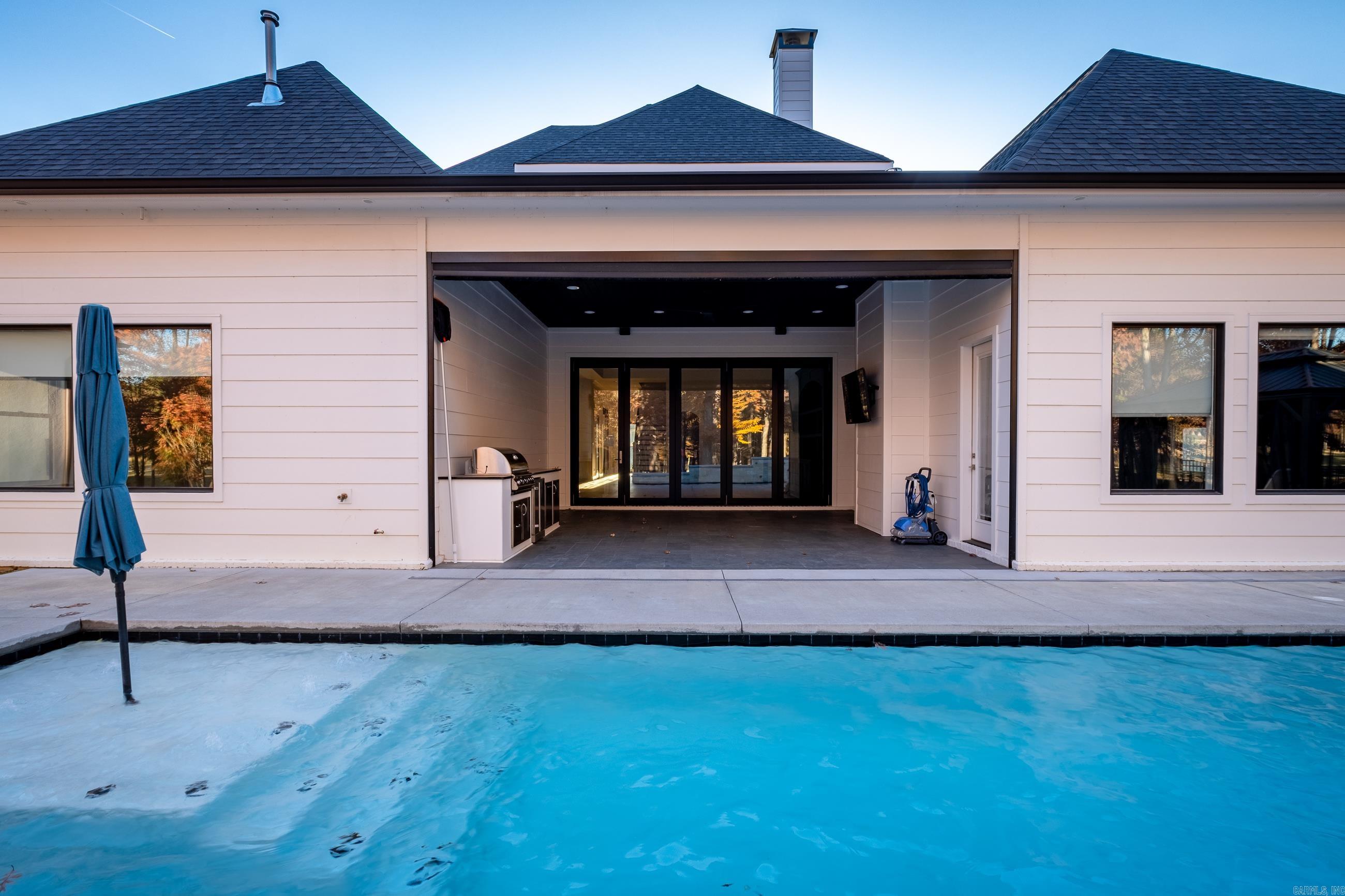 CHENAL VALLEY HALLEN COURT - Residential