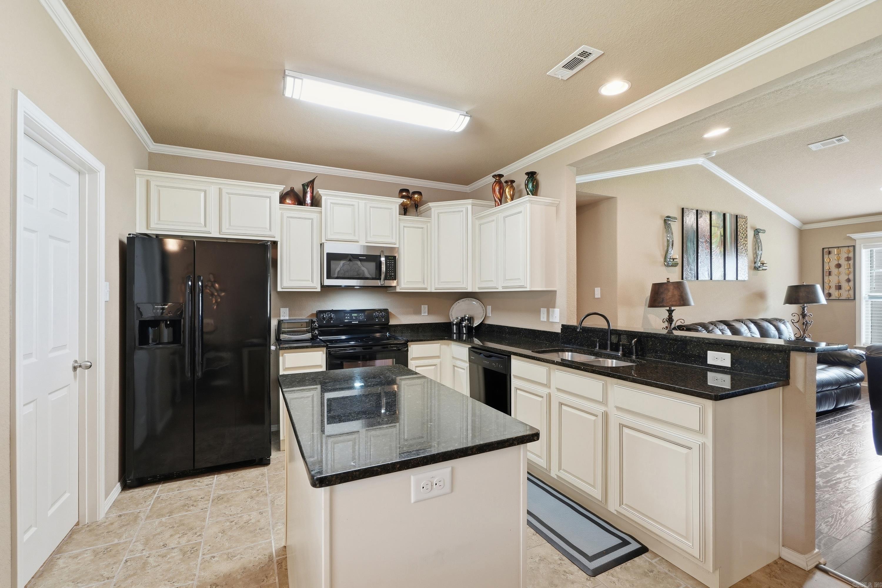 THE CROSSING AT OAK HILL - Residential