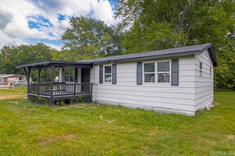 Charming, renovated home in an amazing location. Come check out this great home with a new roof, new fixtures, Fresh paint, and flooring throughout! Minutes from the highway on a quiet street. This home will be an amazing deal for anyone, come check it out!  1 year lease,1 month security deposit, pets allowed with deposit Call Julia 5012237005 for showing