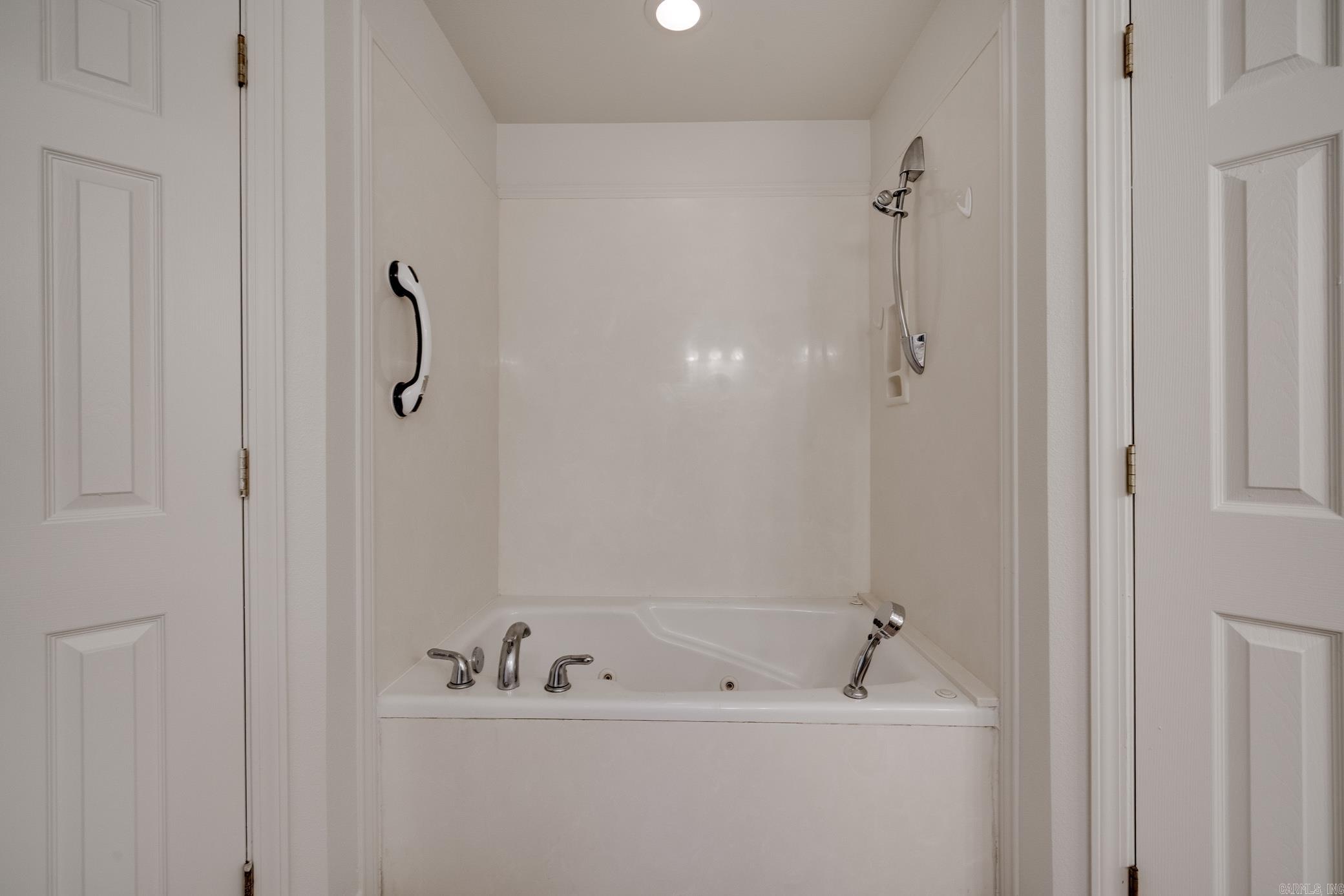 BROADMOOR - Residential