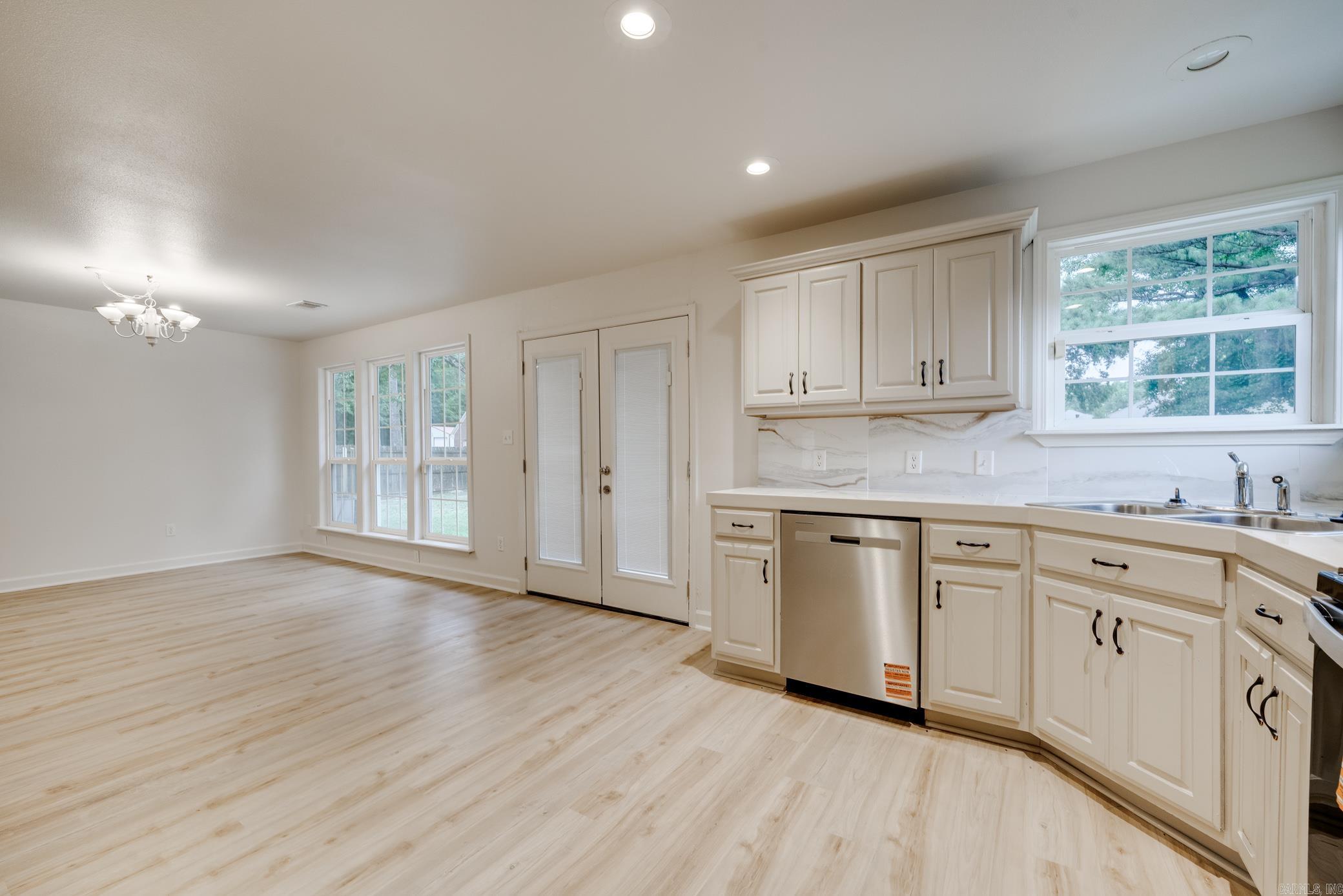 BROADMOOR - Residential