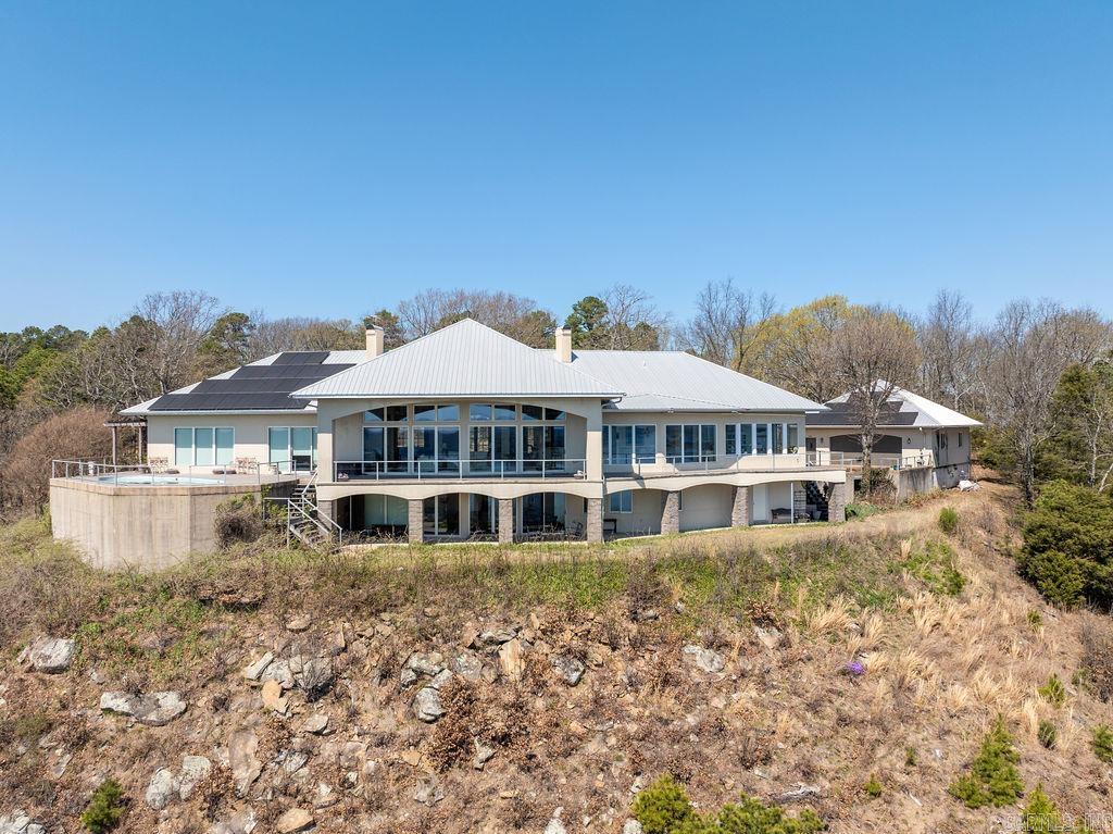 WINDCHASE - Residential
