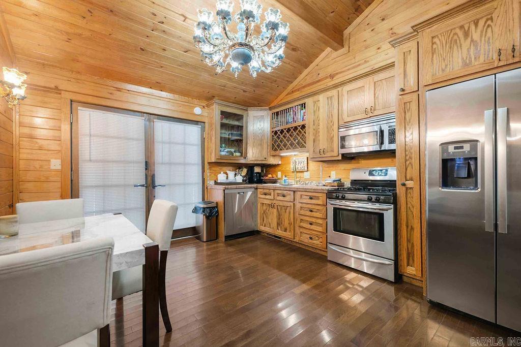 PRIMROSE CREEK - Residential
