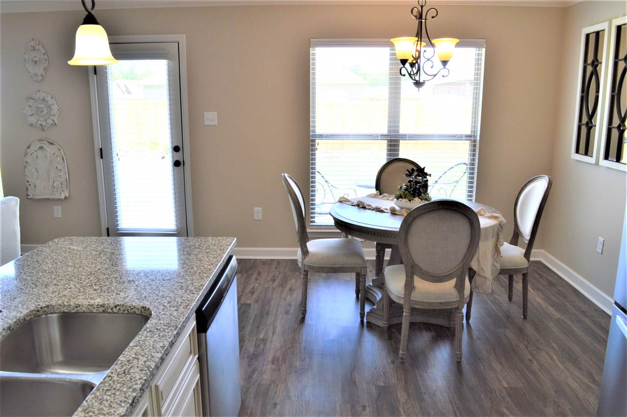 Makenna Cove - Residential