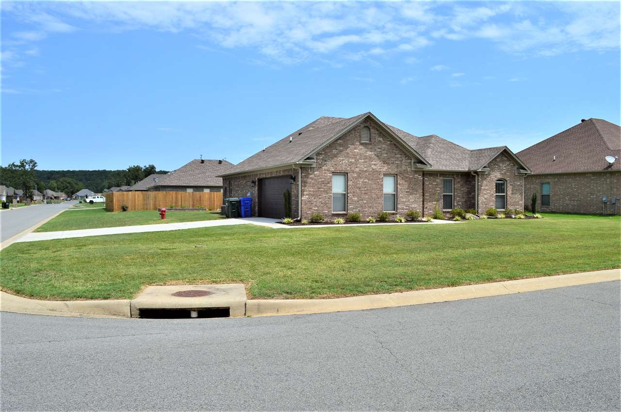 Makenna Cove - Residential