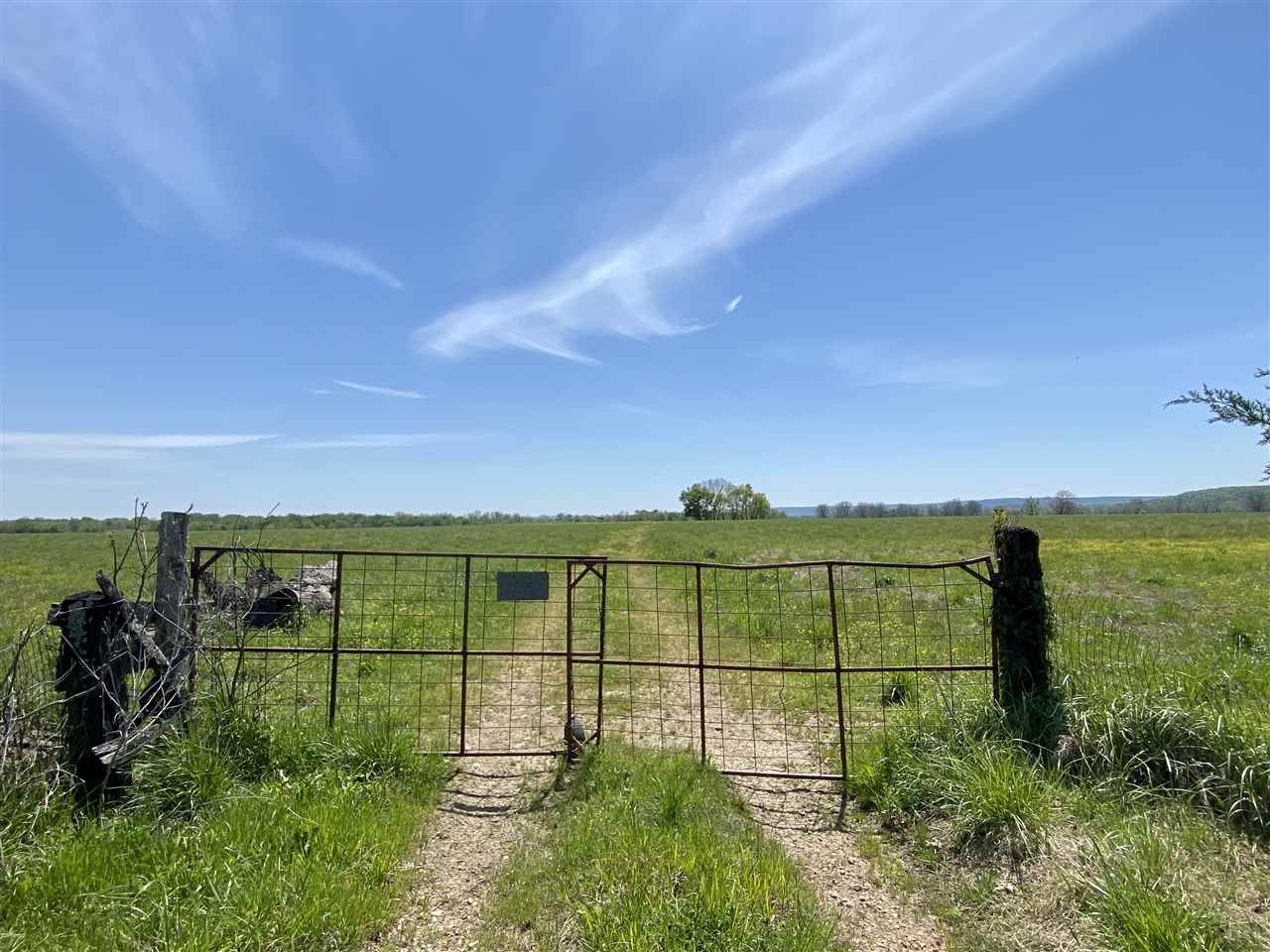Batesville Acres - Farm
