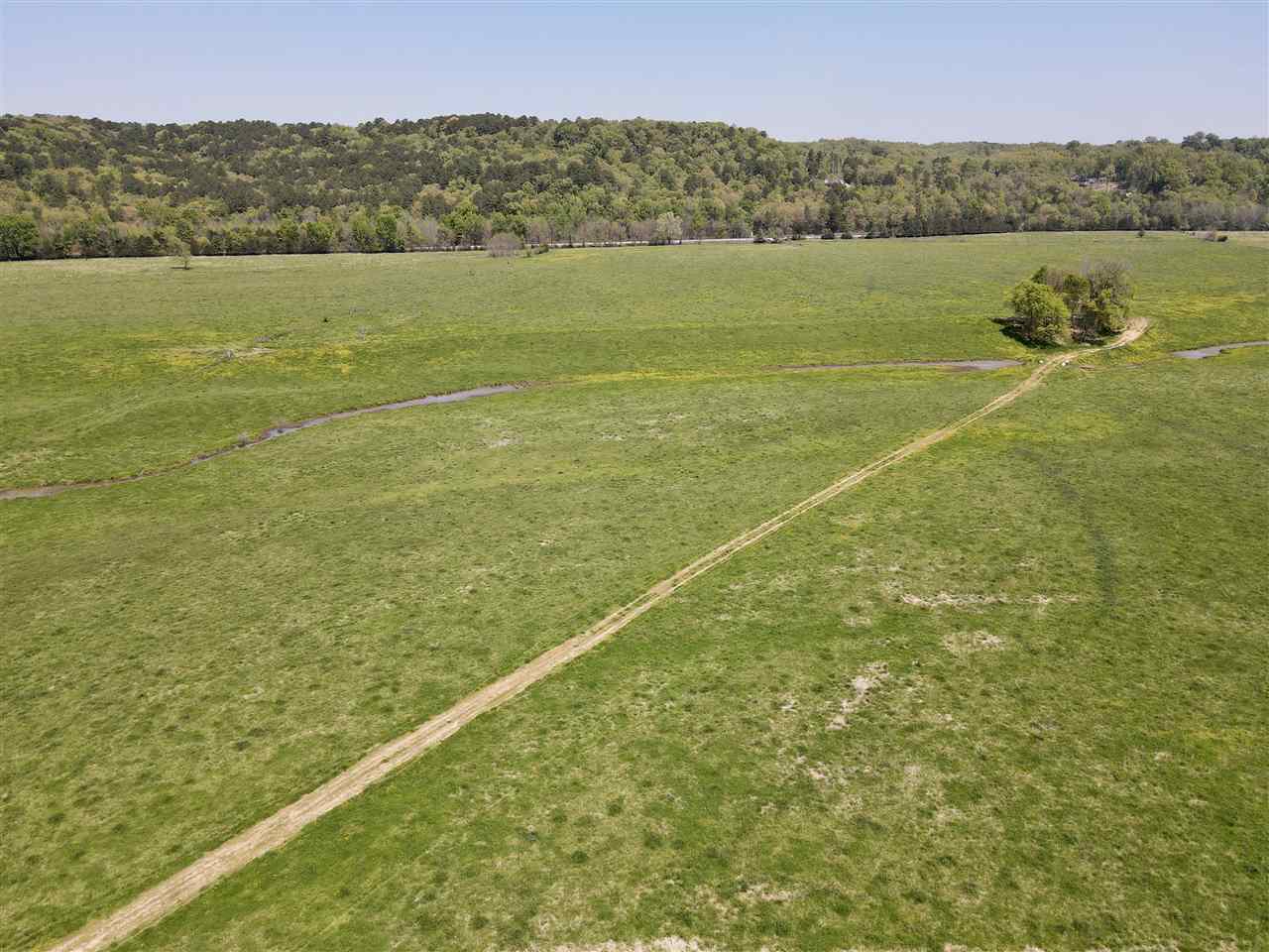 Batesville Acres - Farm