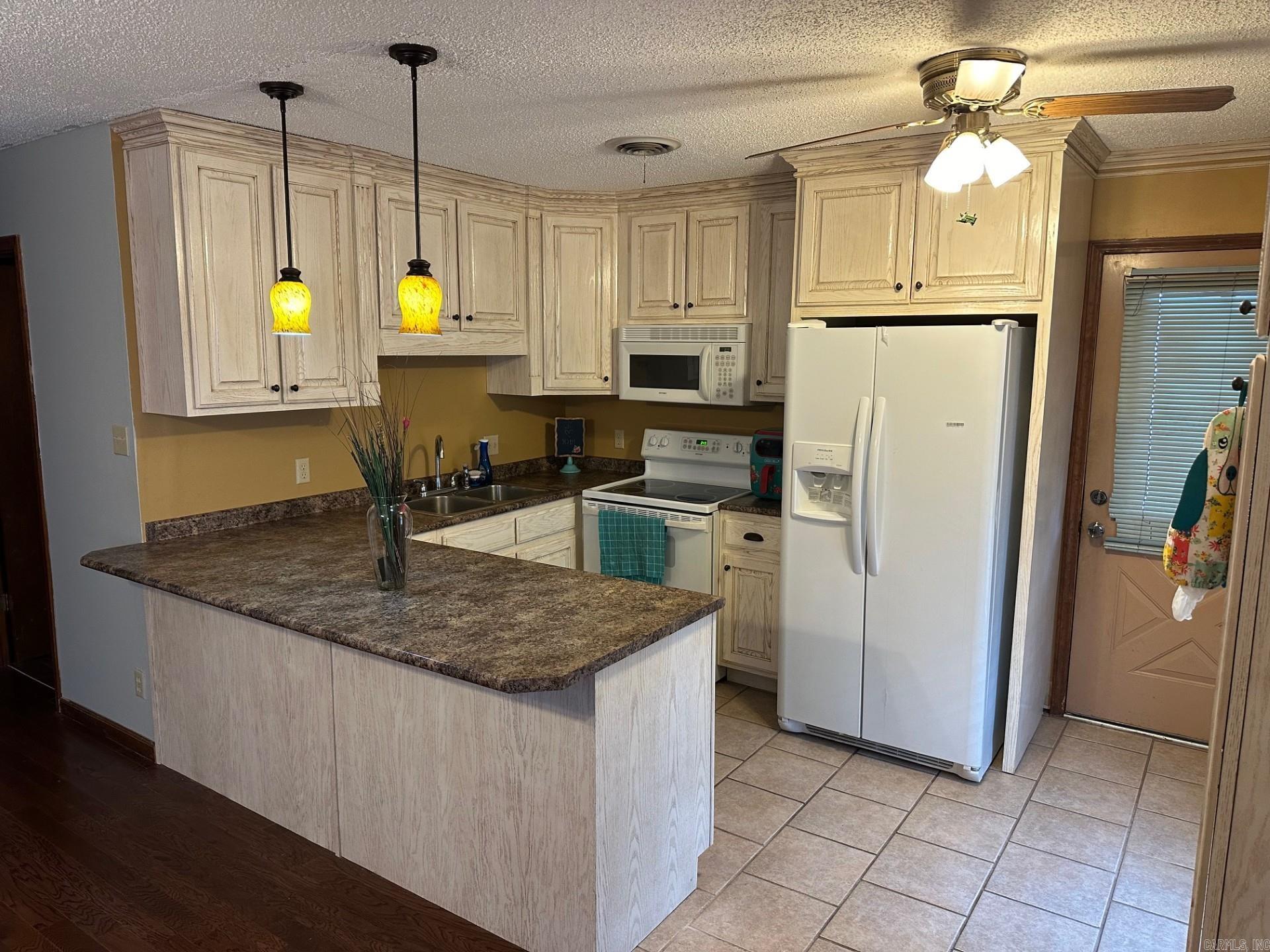 Harrison & Douglas - Residential