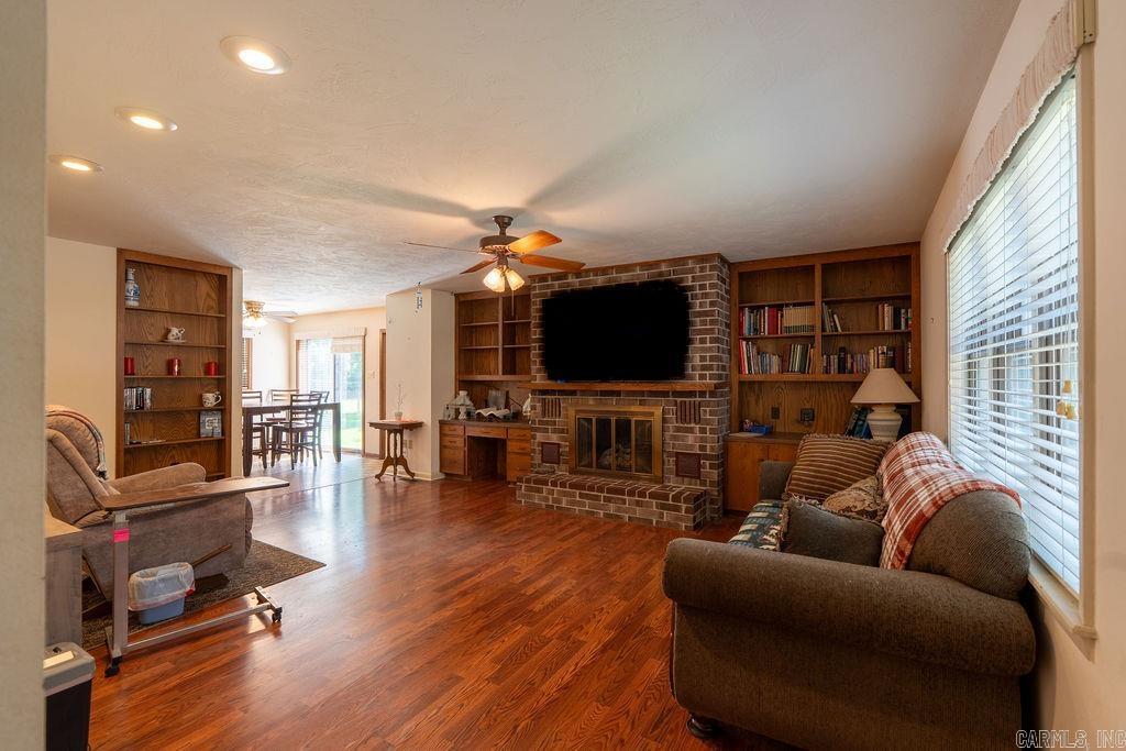 WESTGATE - Residential