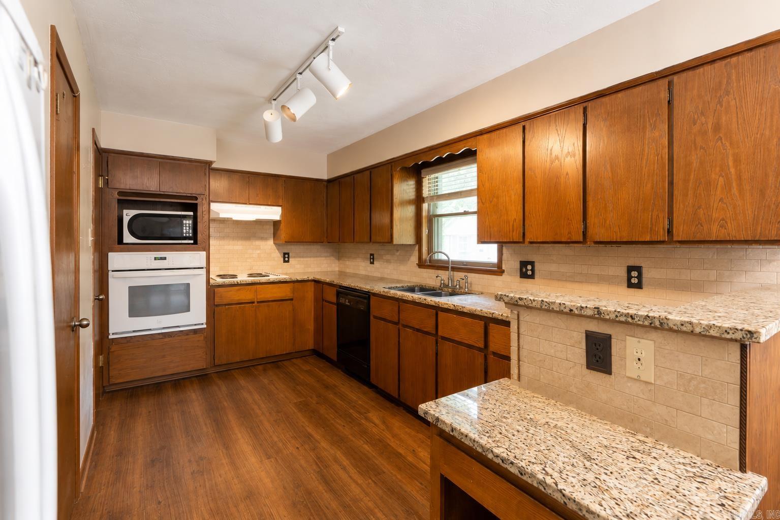 WESTGATE - Residential