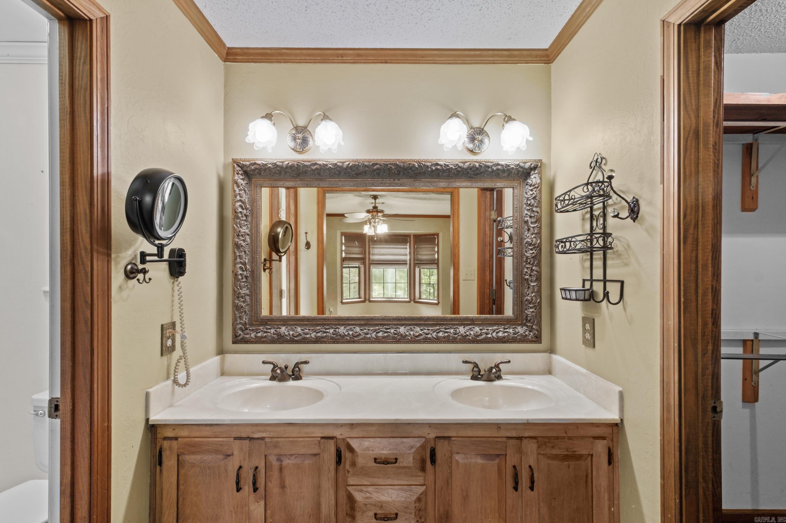 KIKE ACRES SUBD - Residential