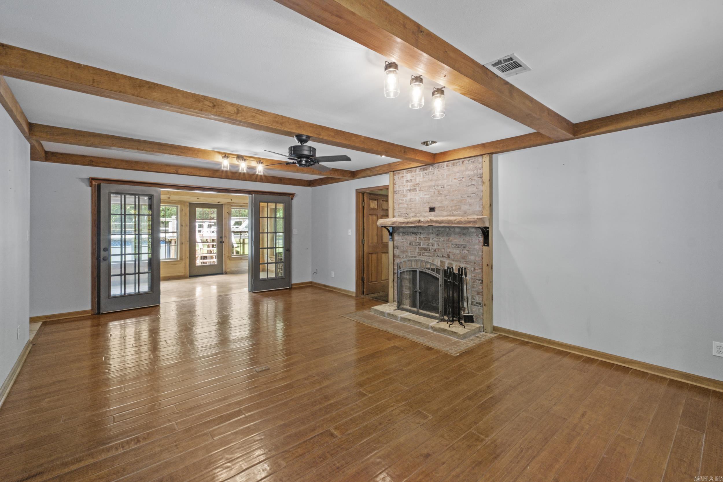 KIKE ACRES SUBD - Residential
