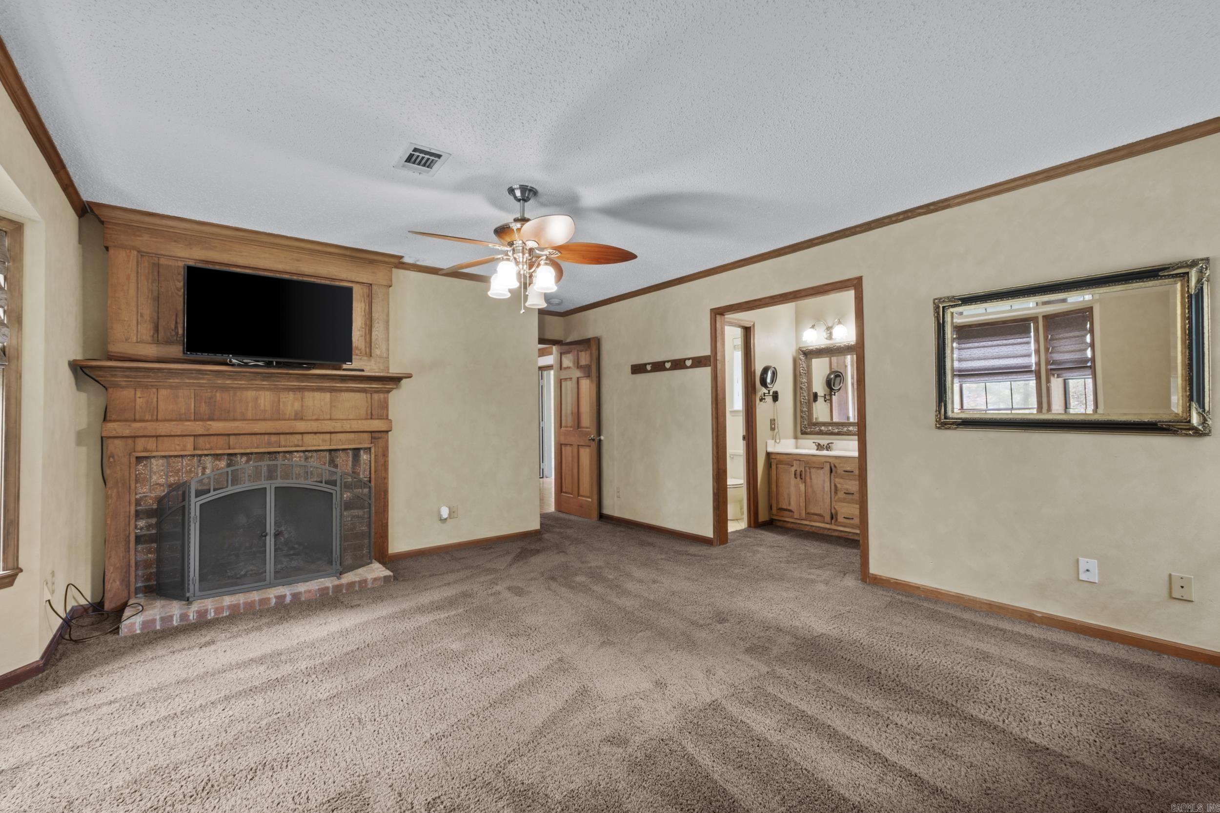 KIKE ACRES SUBD - Residential