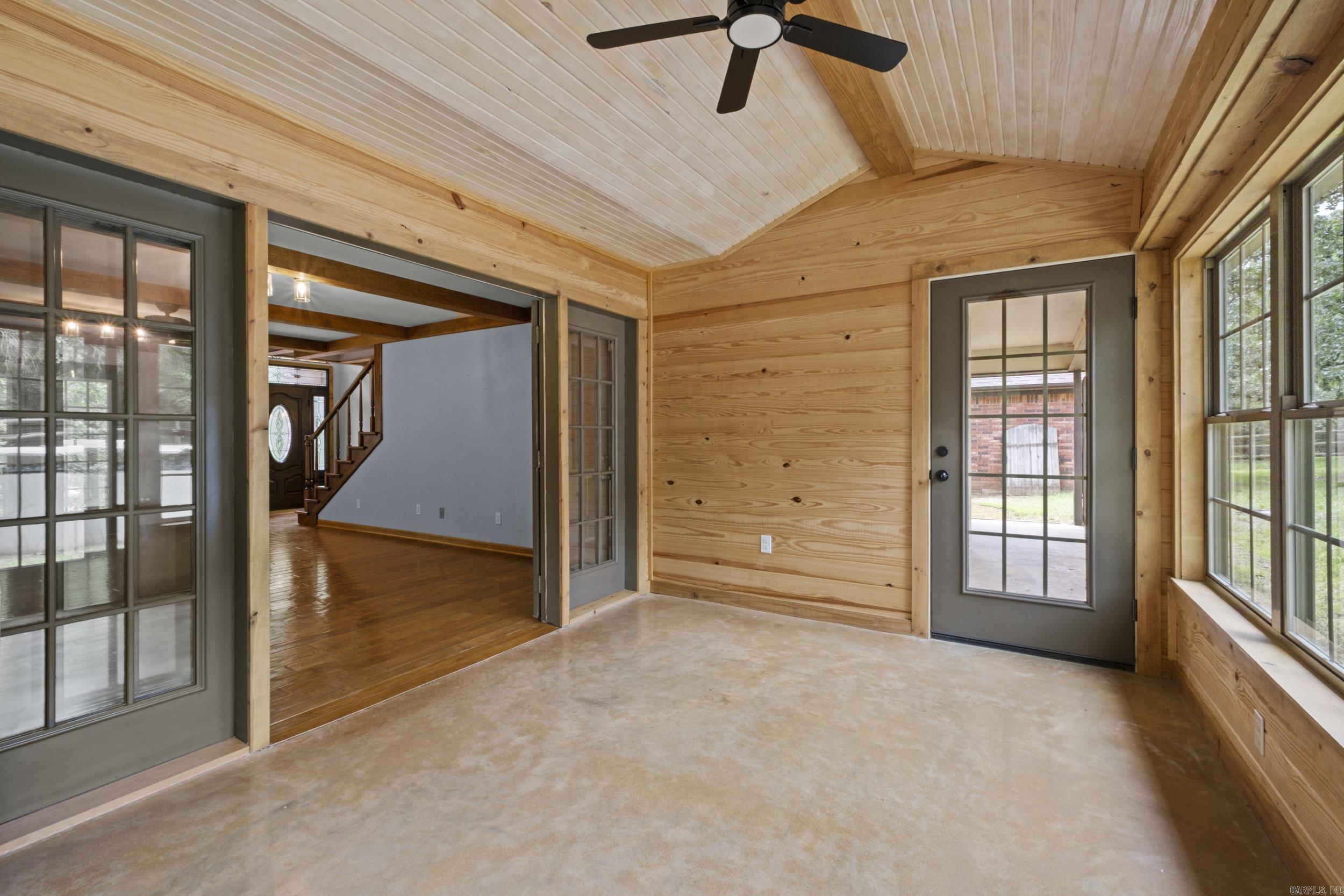 KIKE ACRES SUBD - Residential